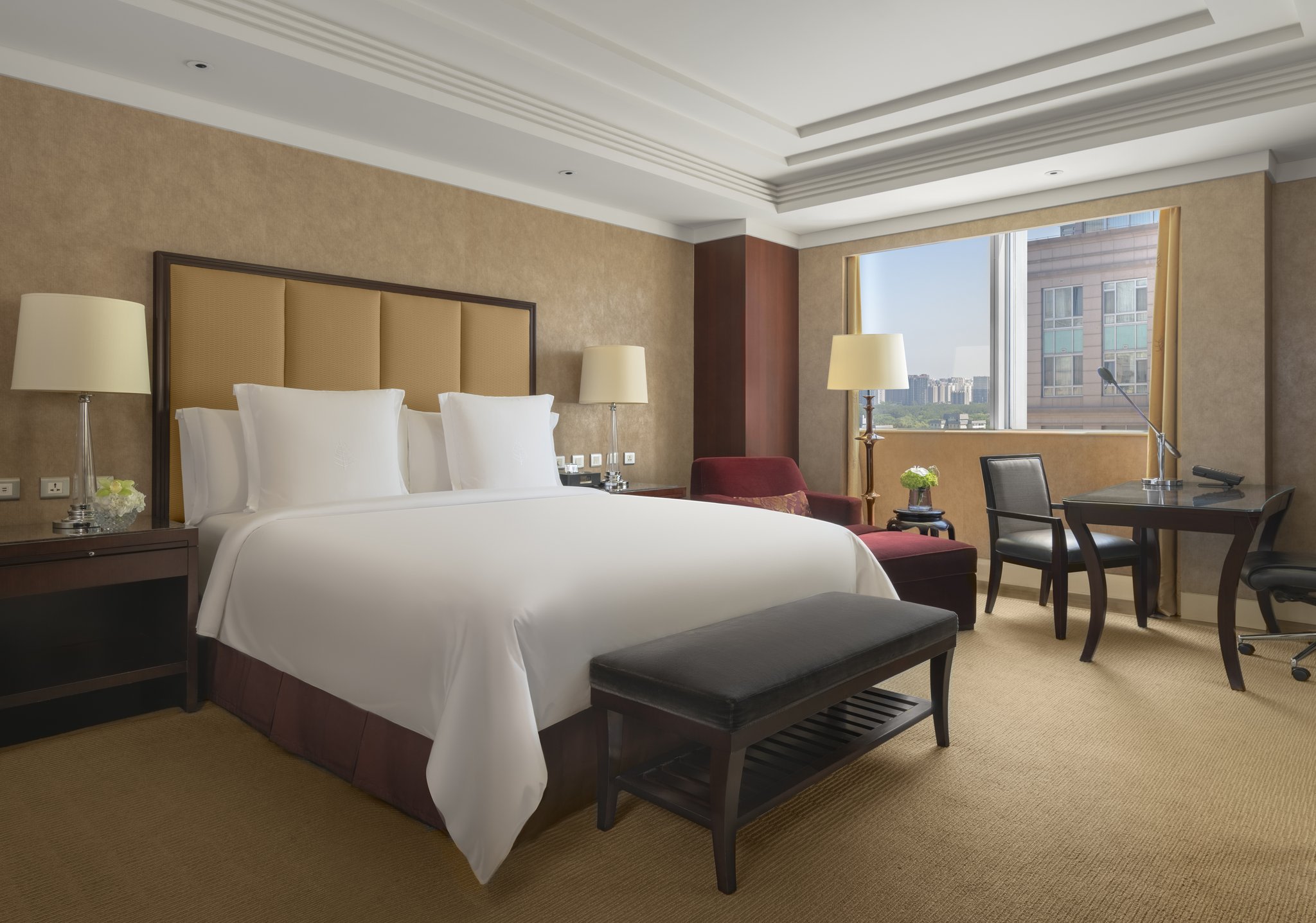 Club Room City View – King