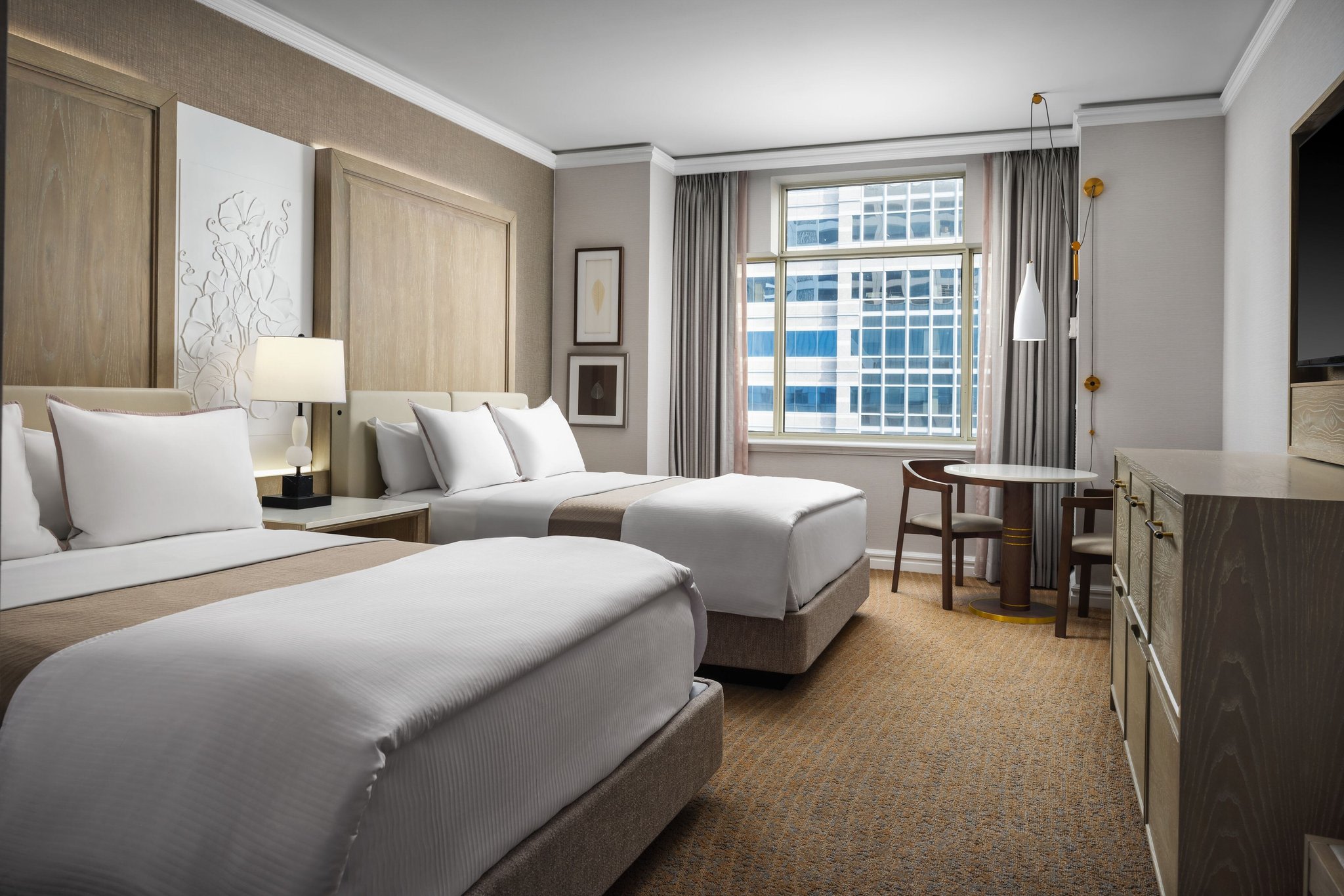  (Guest room)