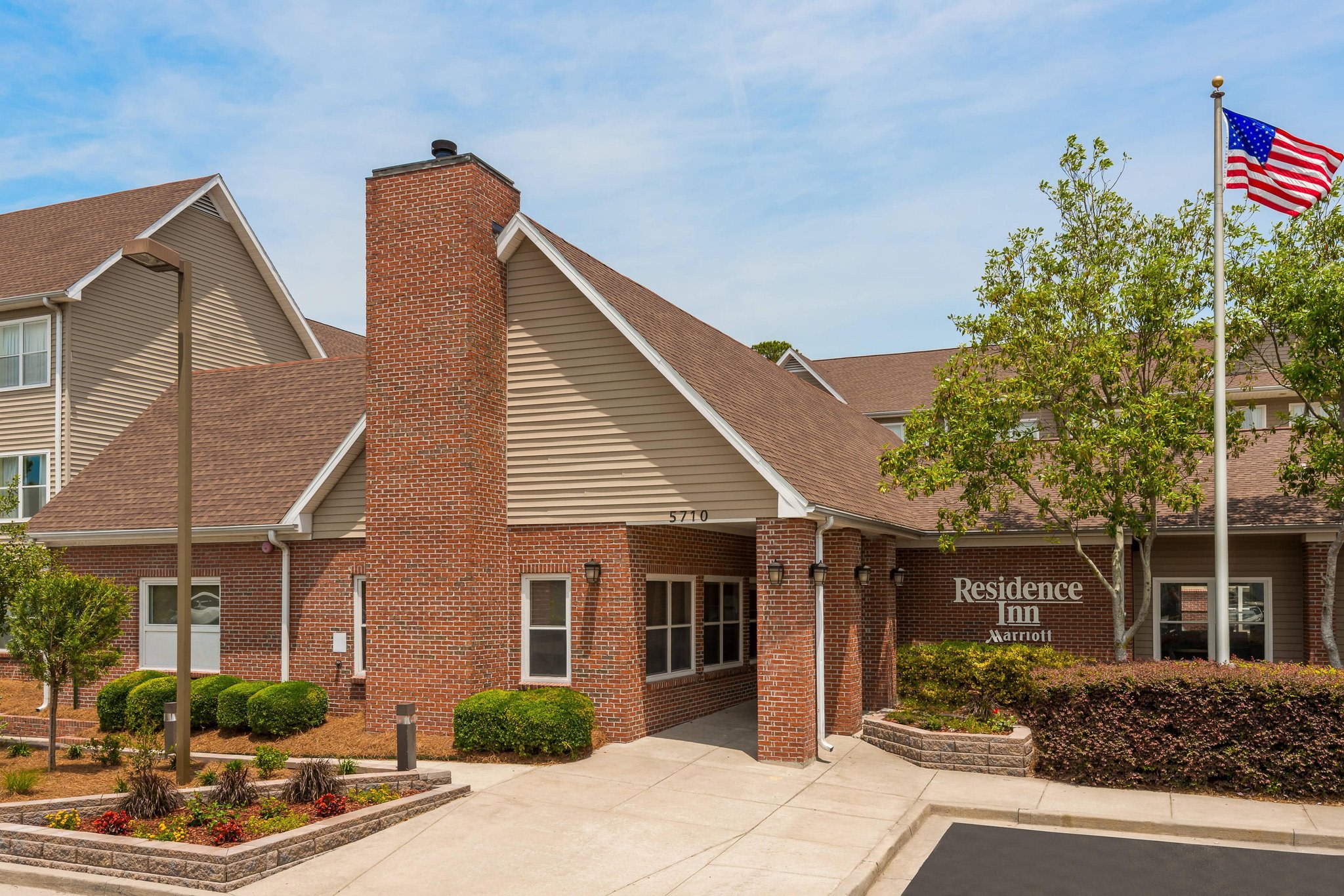 Residence Inn By Marriott Savannah Midtown photo 1