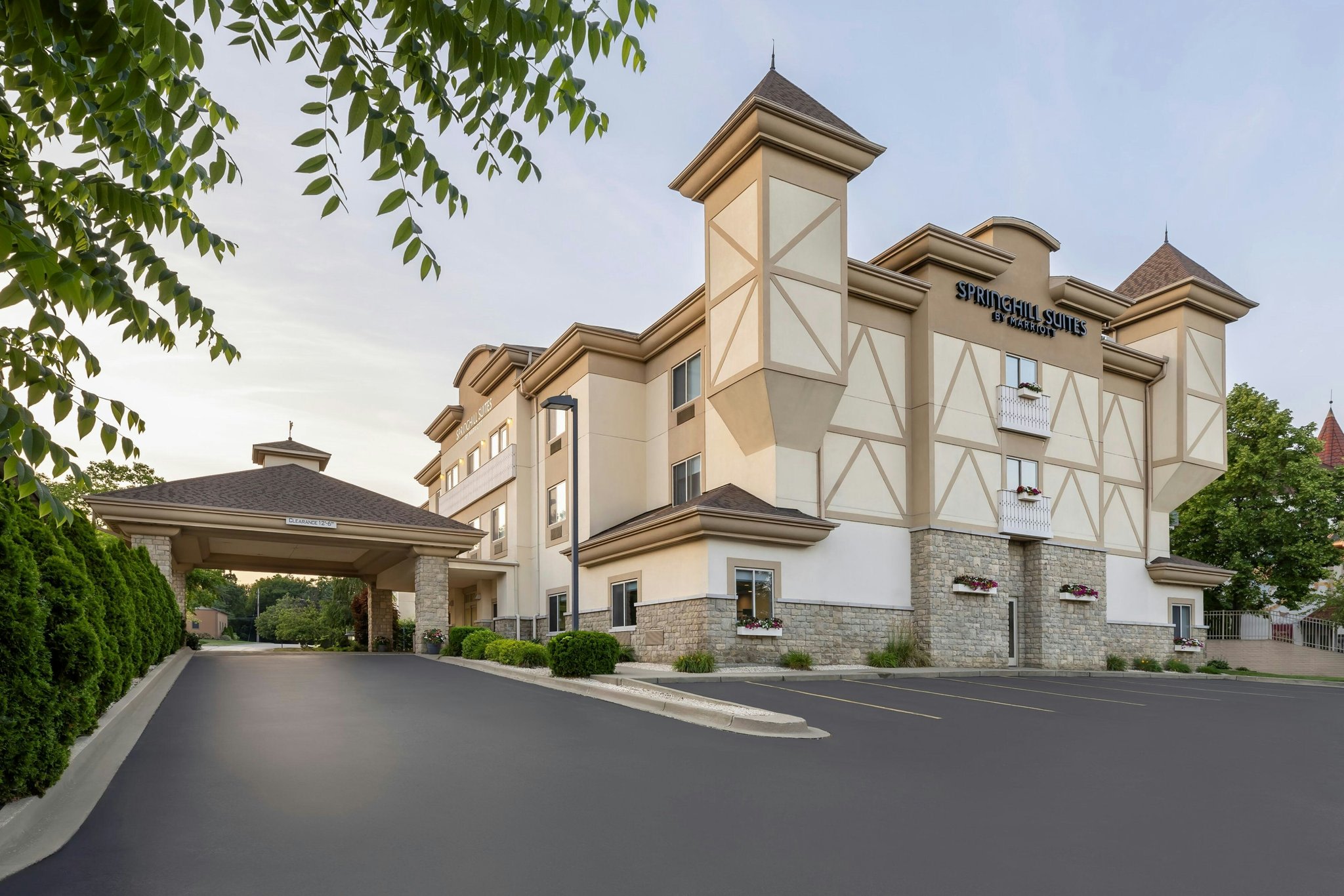 Springhill Suites By Marriott Frankenmuth photo 1