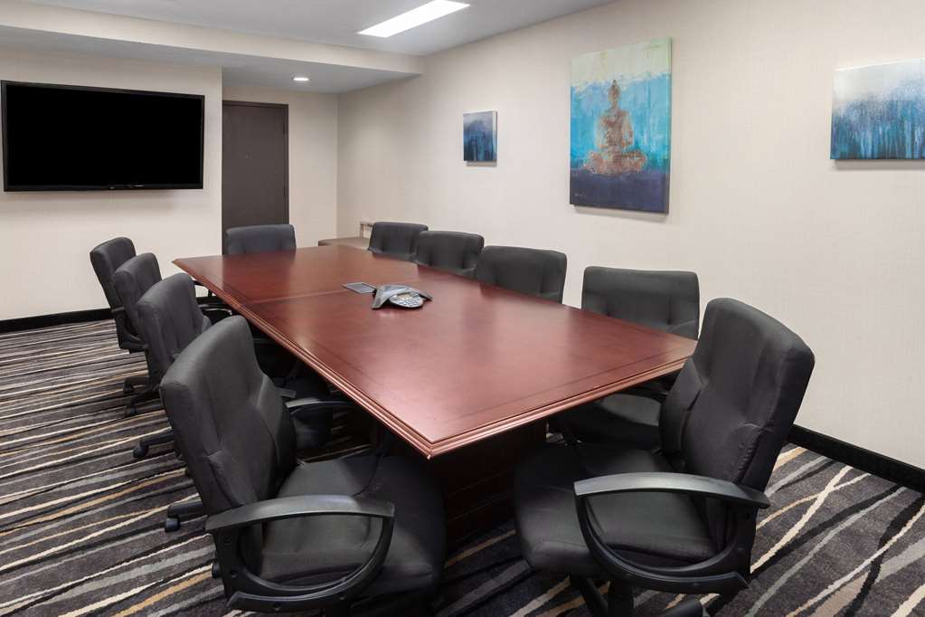  (Meeting room)