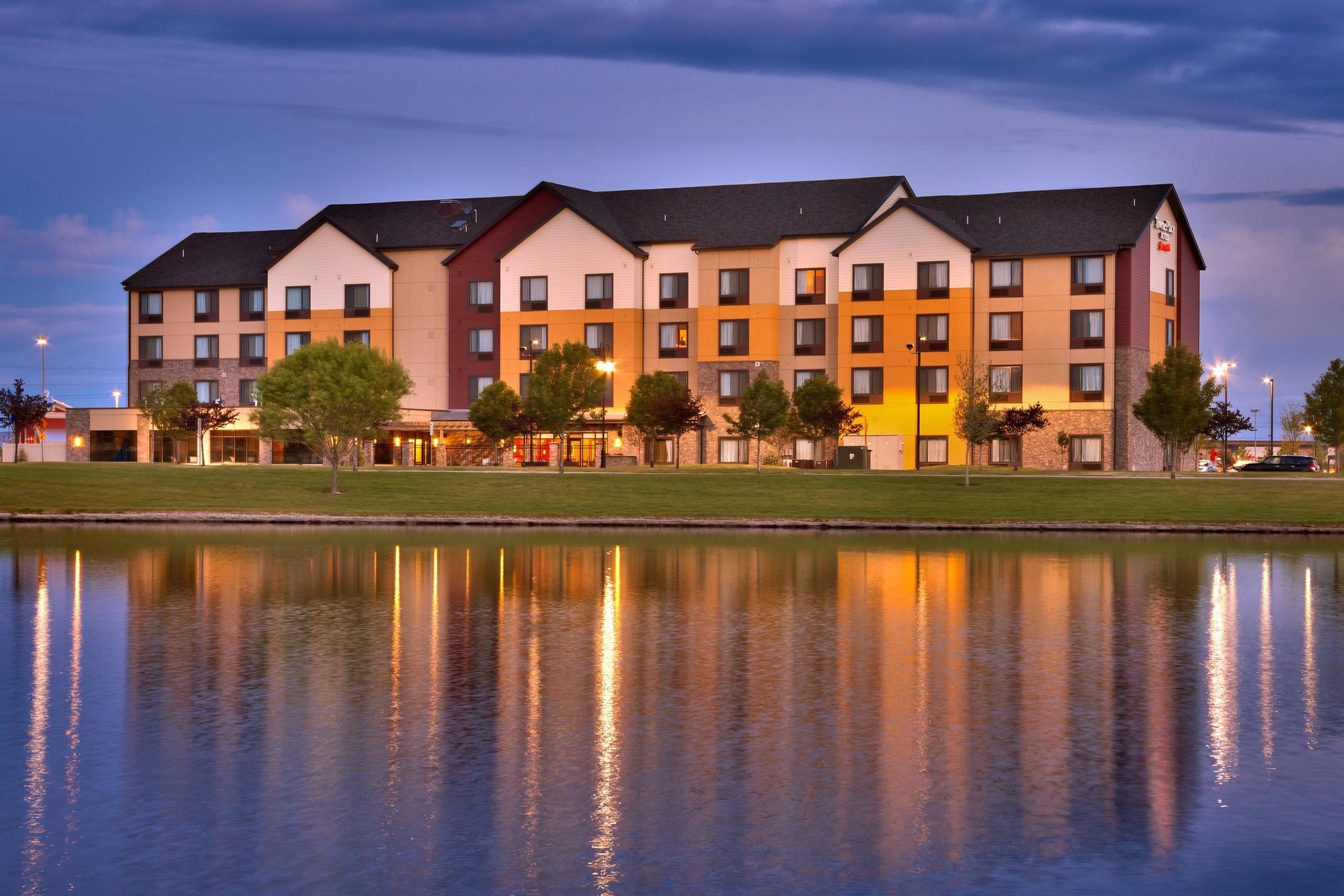 Towneplace Suites By Marriott Salt Lake City-west Valley photo 1