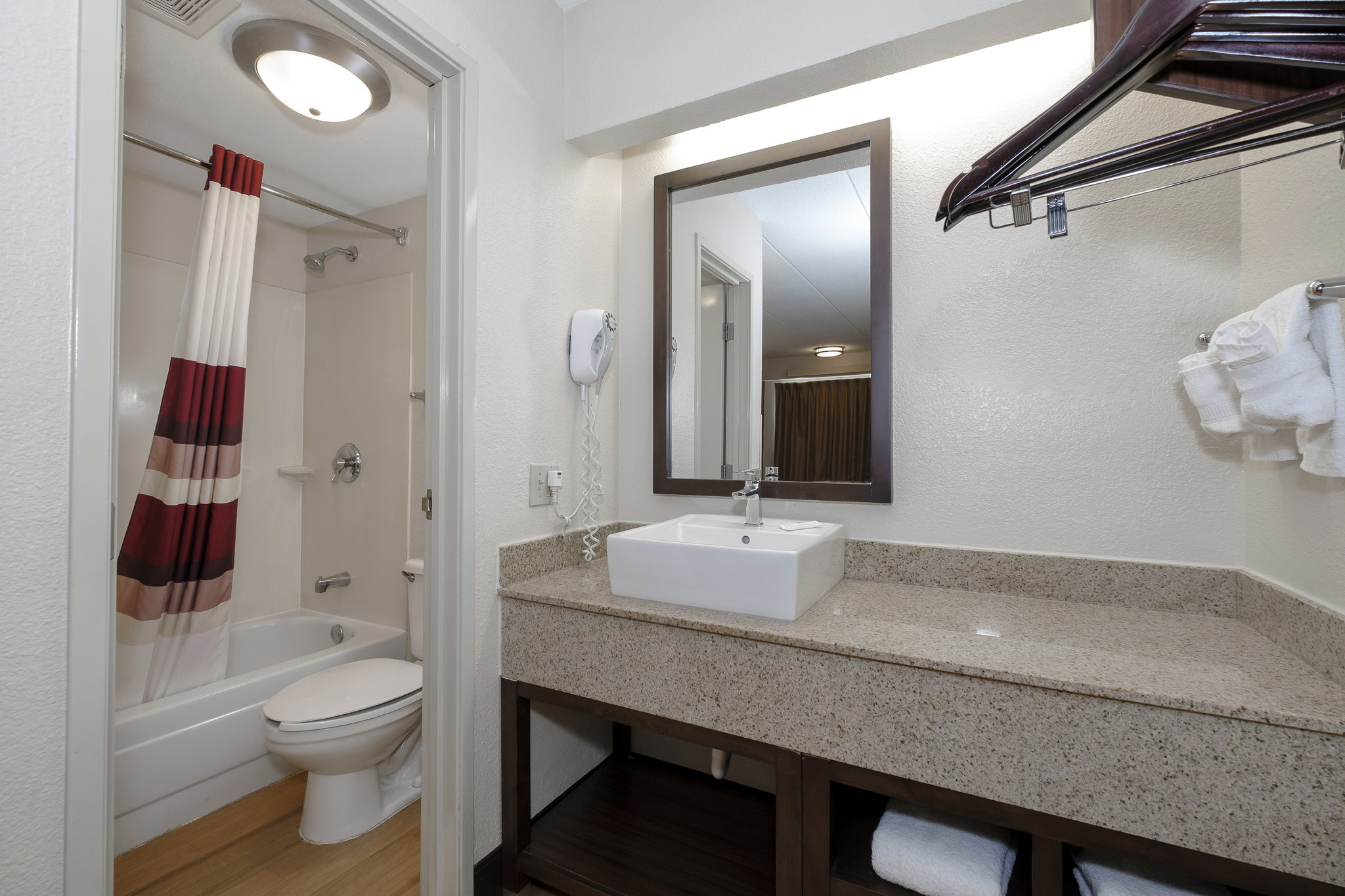 Hotel Image 8