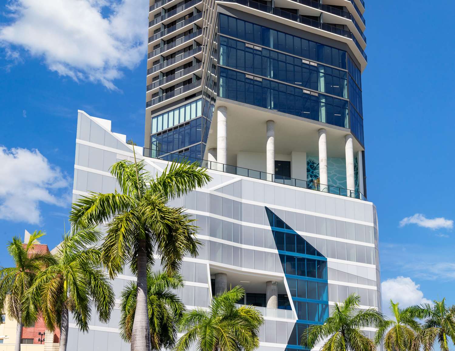 The Elser Hotel And Residences photo 1