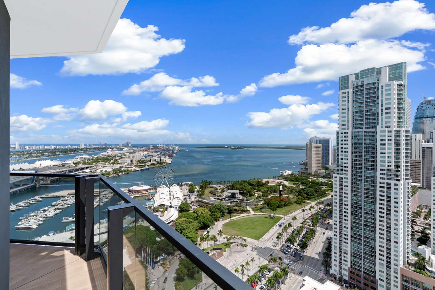 The Elser Hotel And Residences photo 1