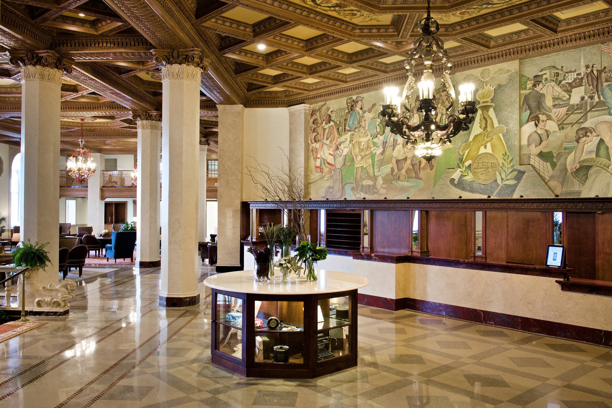  (Lobby view)