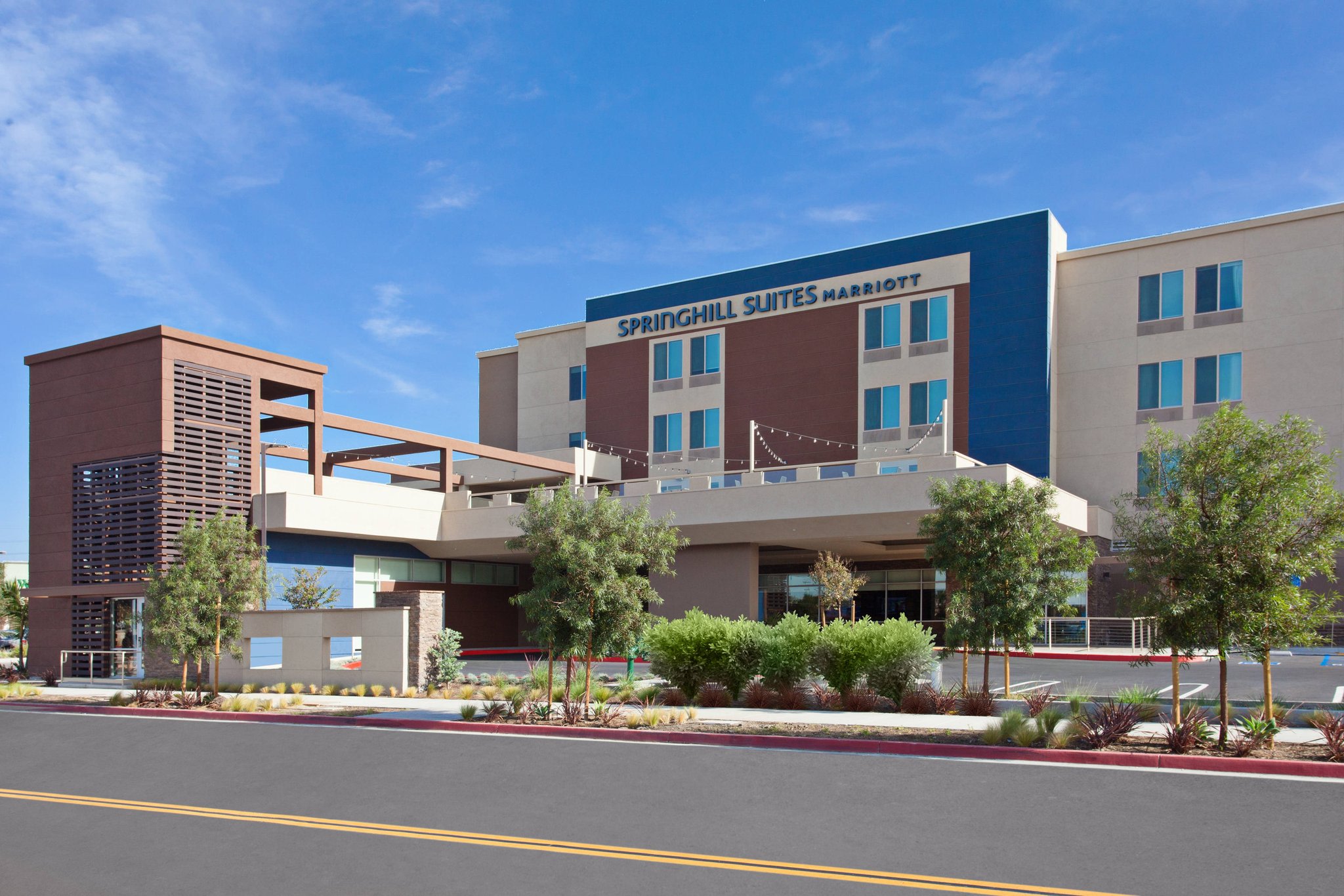 Springhill Suites By Marriott Huntington Beach Orange County photo 1