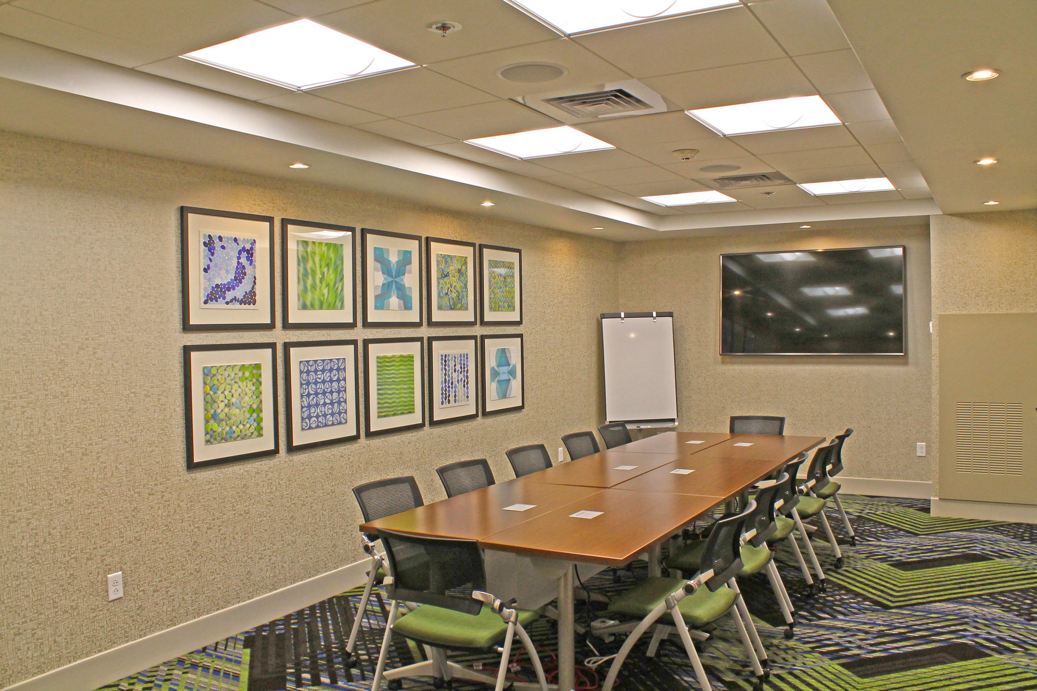  (Meeting room)