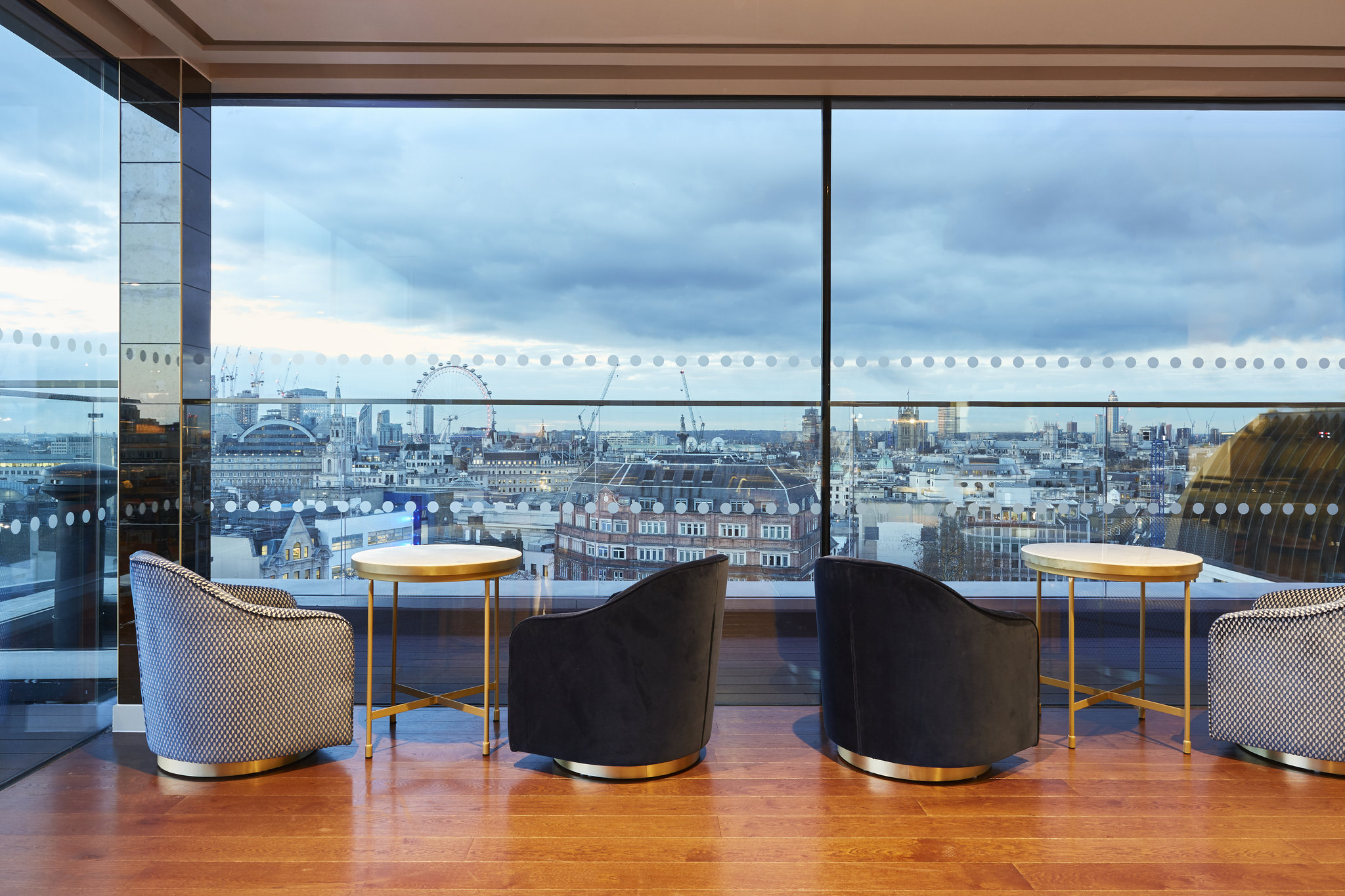 Hotel Indigo London 1 Leicester Square photo 9