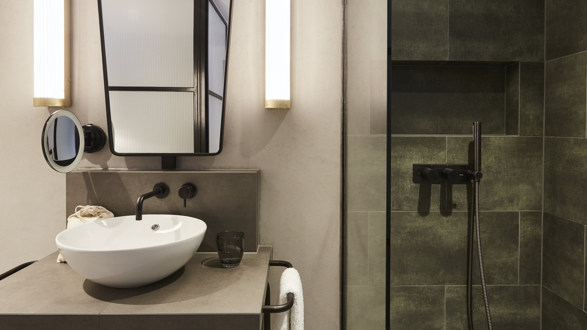 Hotel Indigo London 1 Leicester Square photo 15