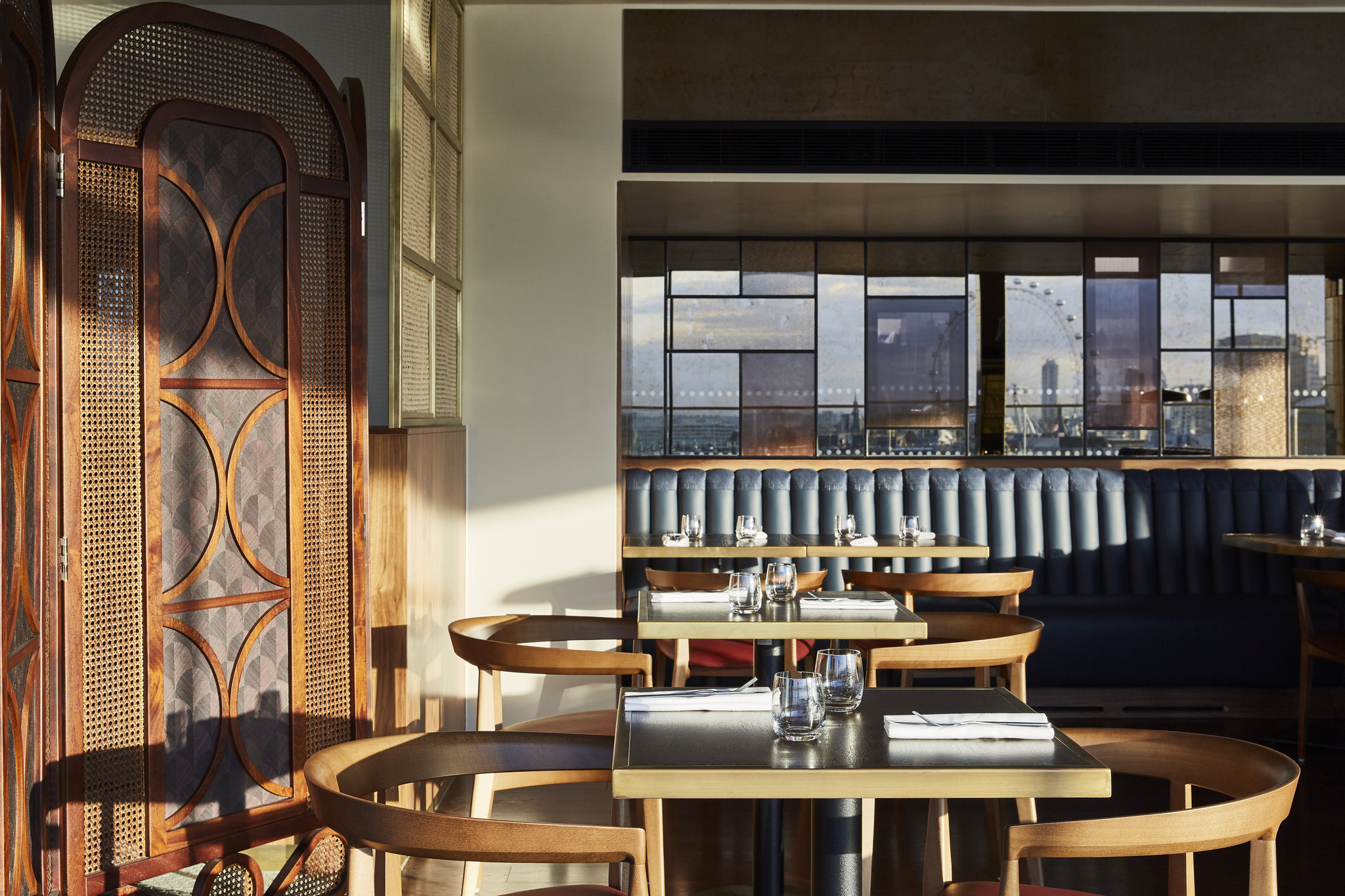 Hotel Indigo London 1 Leicester Square photo 2