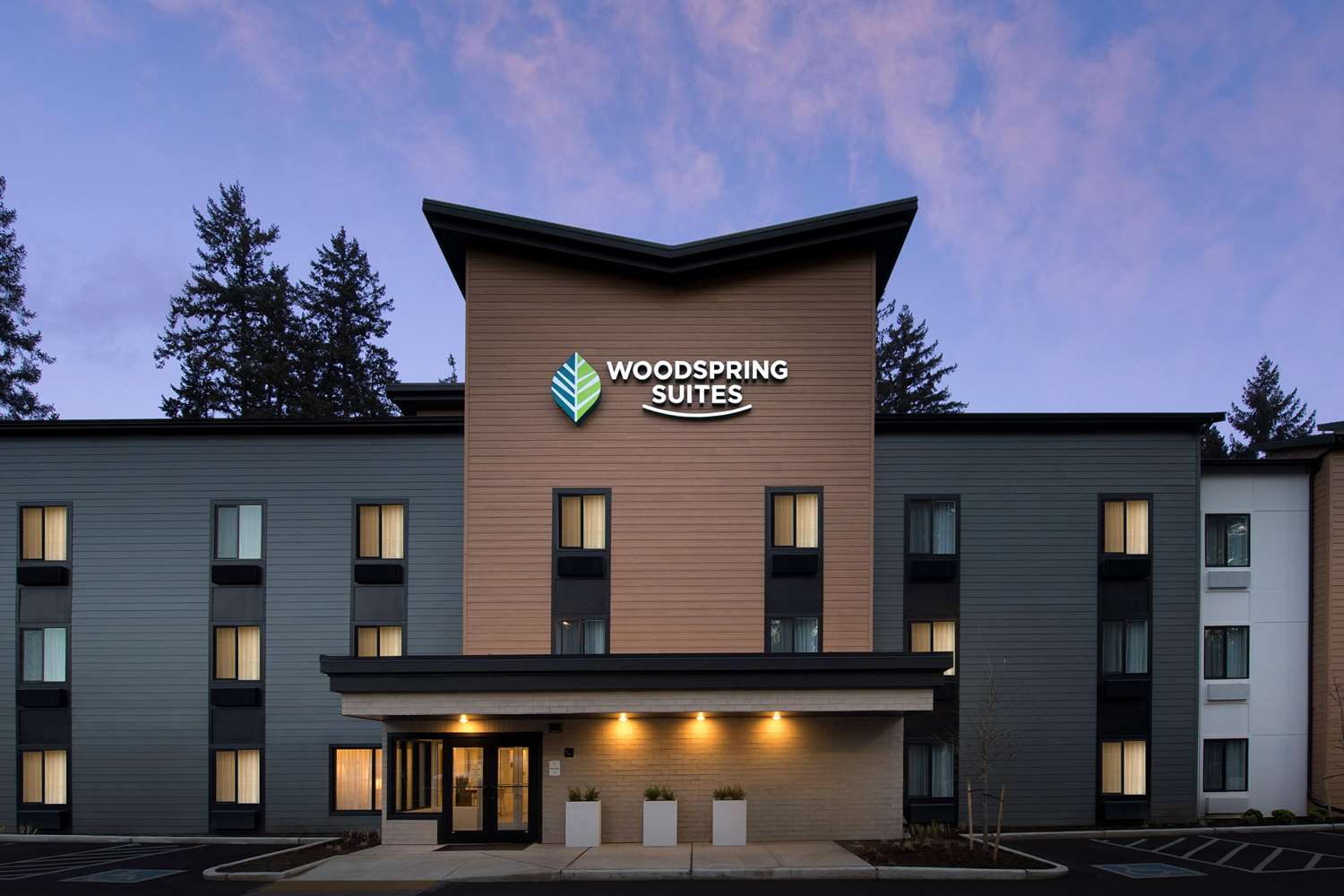 Woodspring Suites Seattle Redmond photo 1