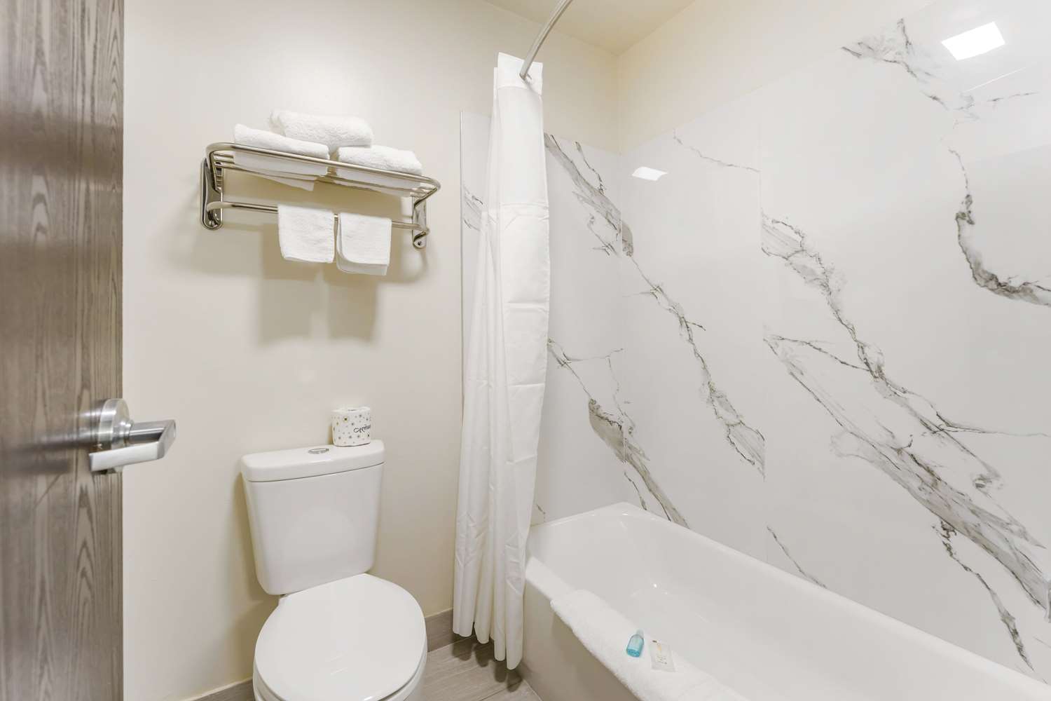 Hotel Image 8