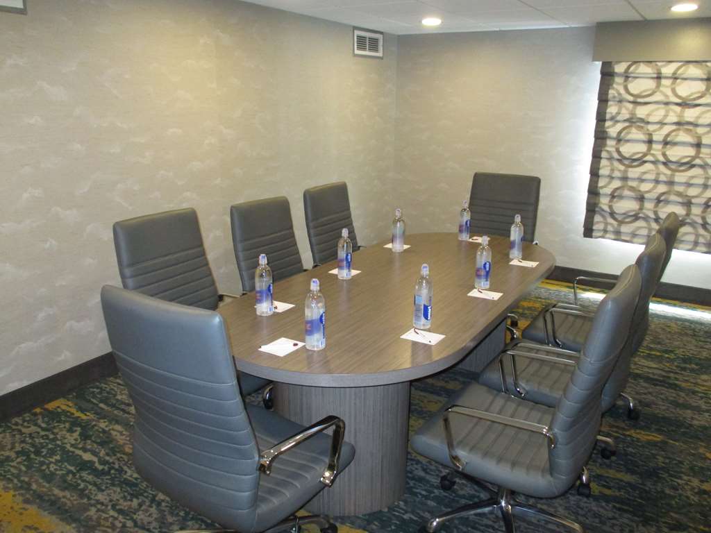  (Meeting room)