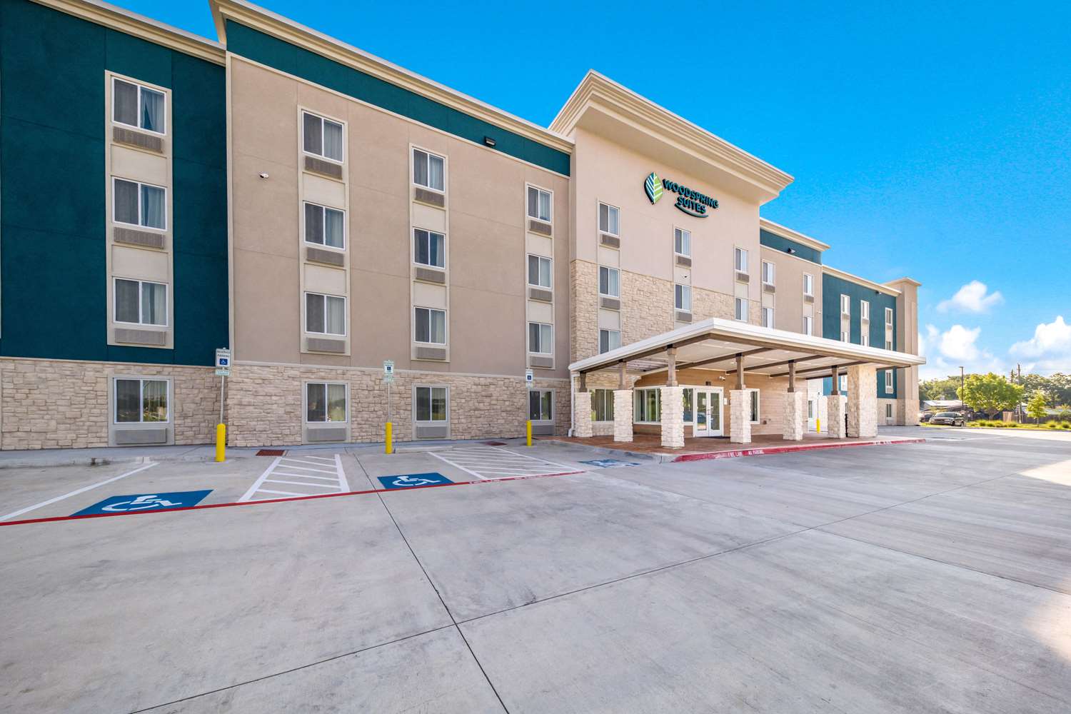 Woodspring Suites Dallas Plano Central Legacy Drive photo 1