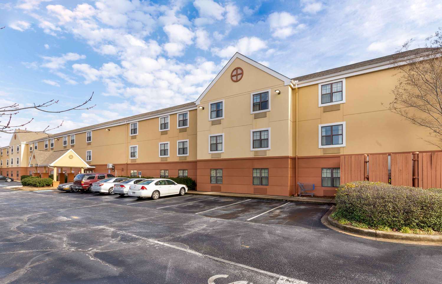 Extended Stay America Select Suites - Greenville - Airport photo 1