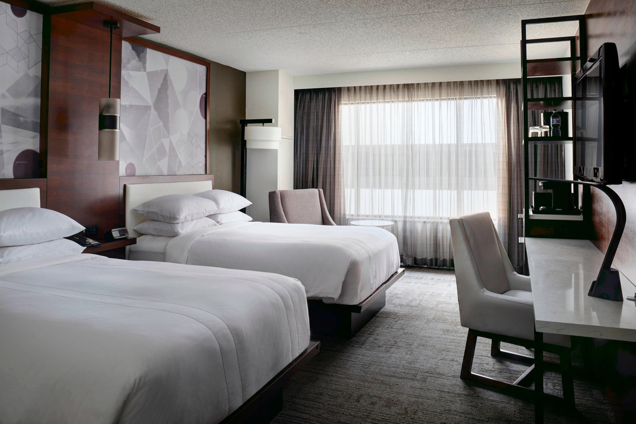  (Guest room)