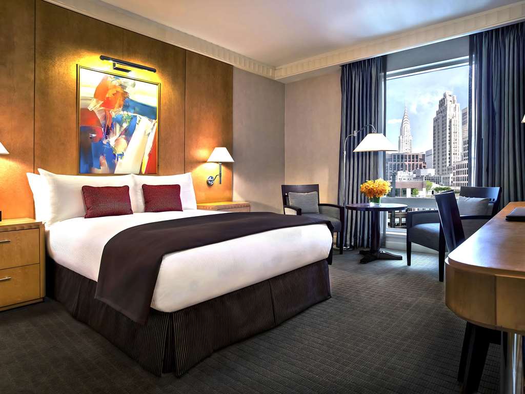  (Guest room)