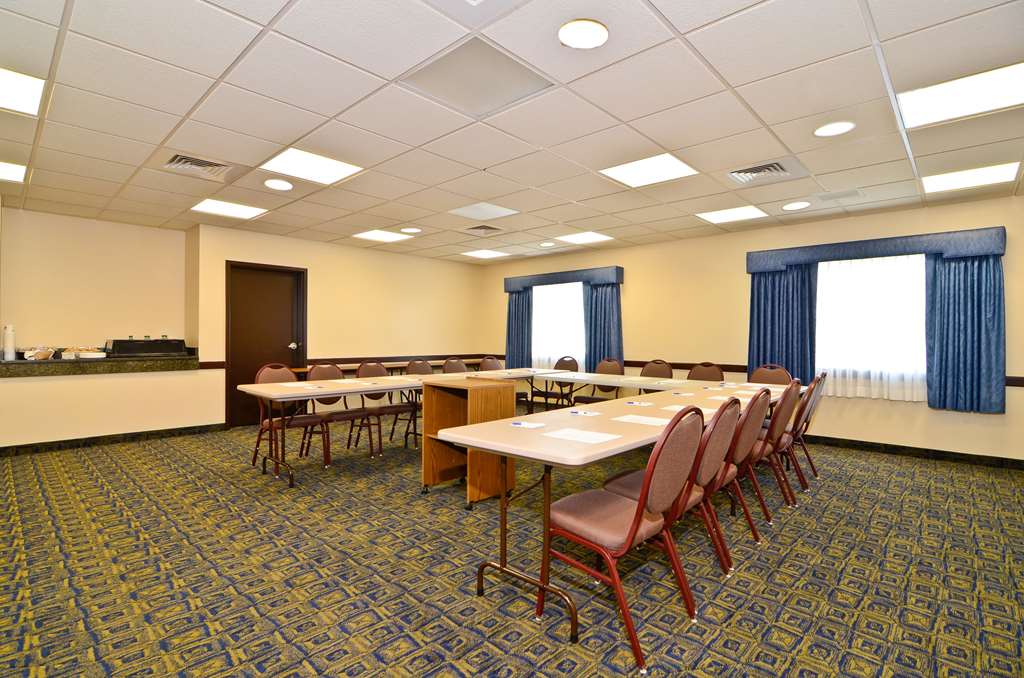  (Meeting room)