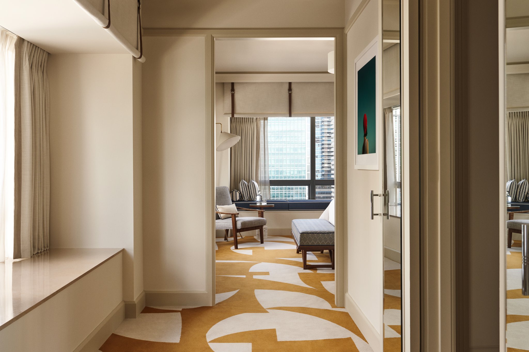 Grand Cityscape Corner Suite