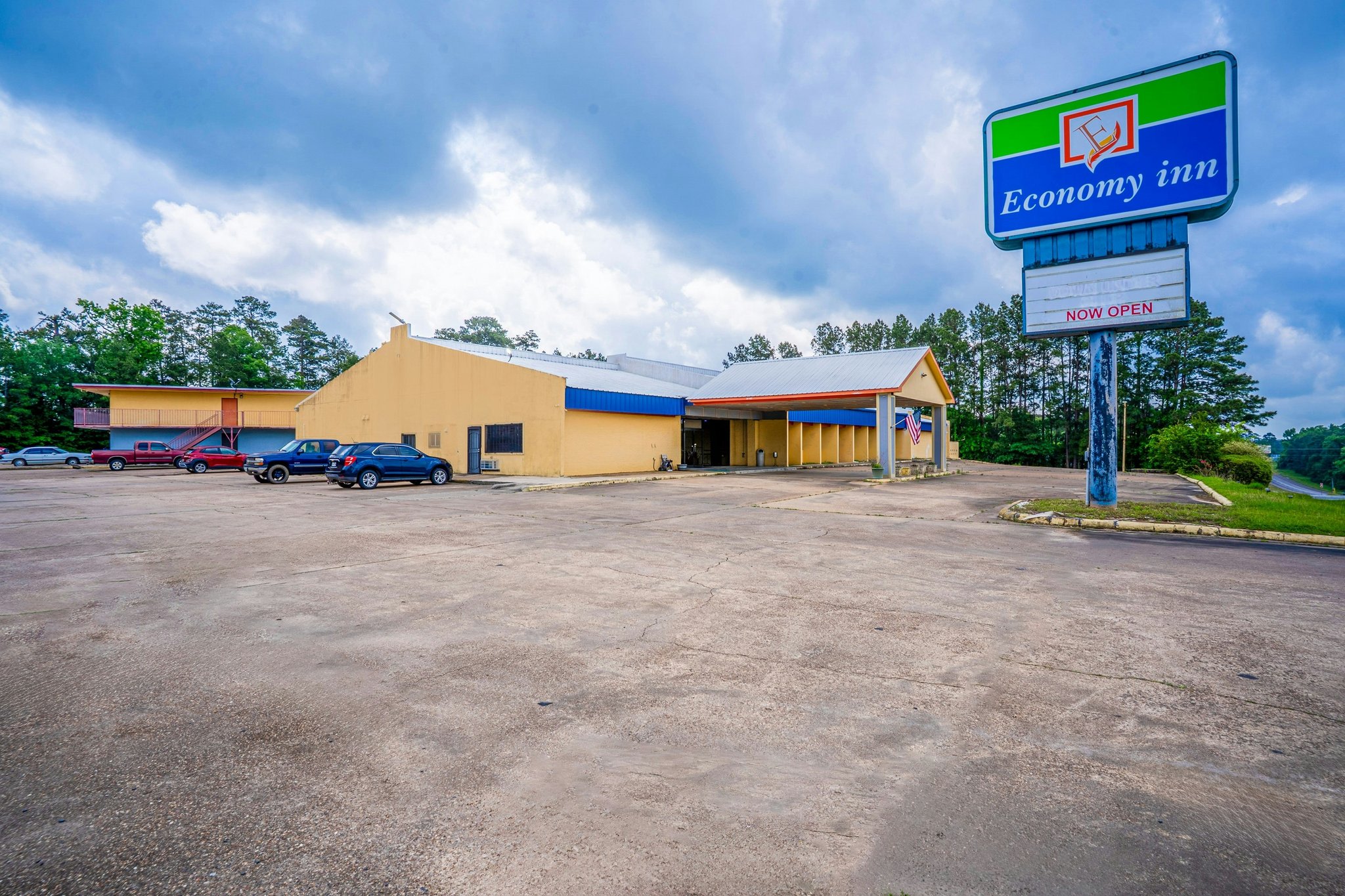 Economy Inn Livingston By Oyo photo 1