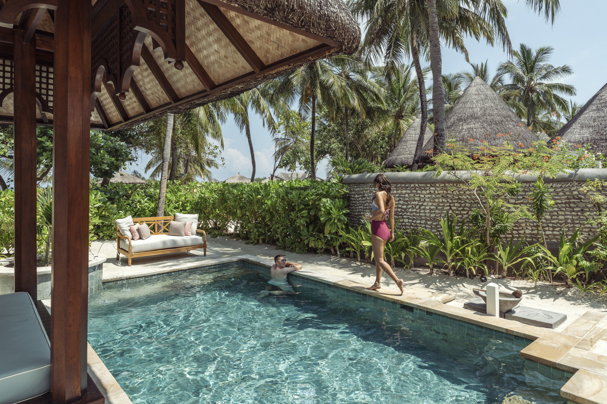 Deluxe Beach Pavilion with Pool – King