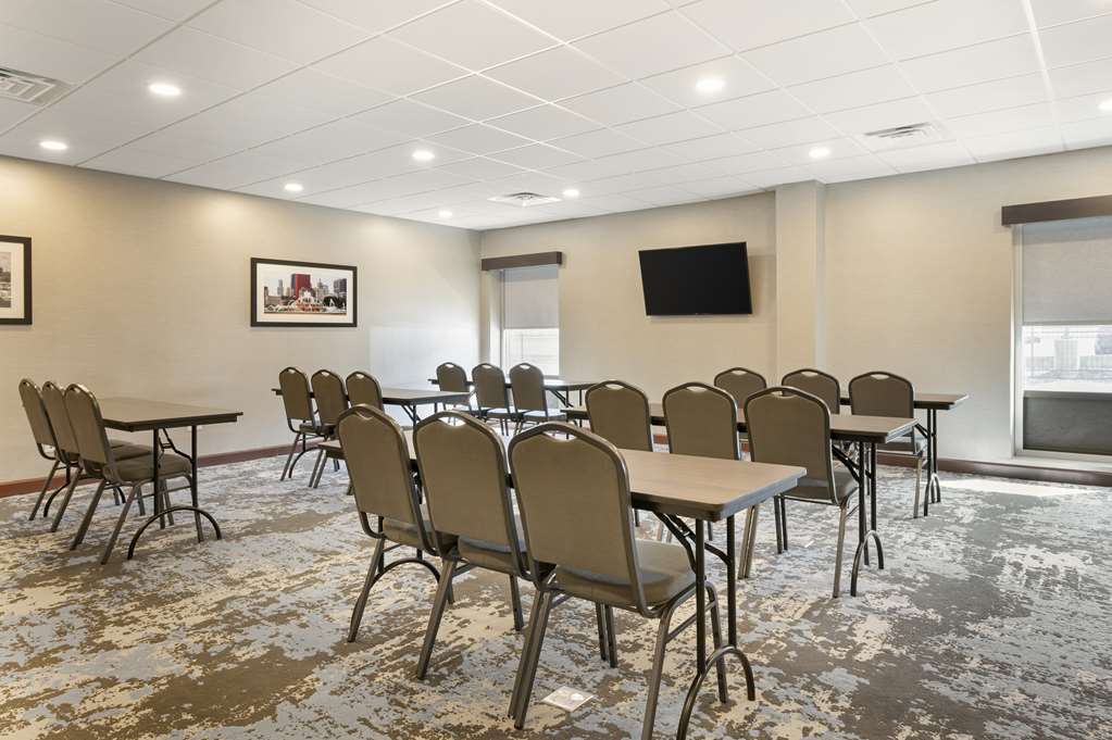  (Meeting room)