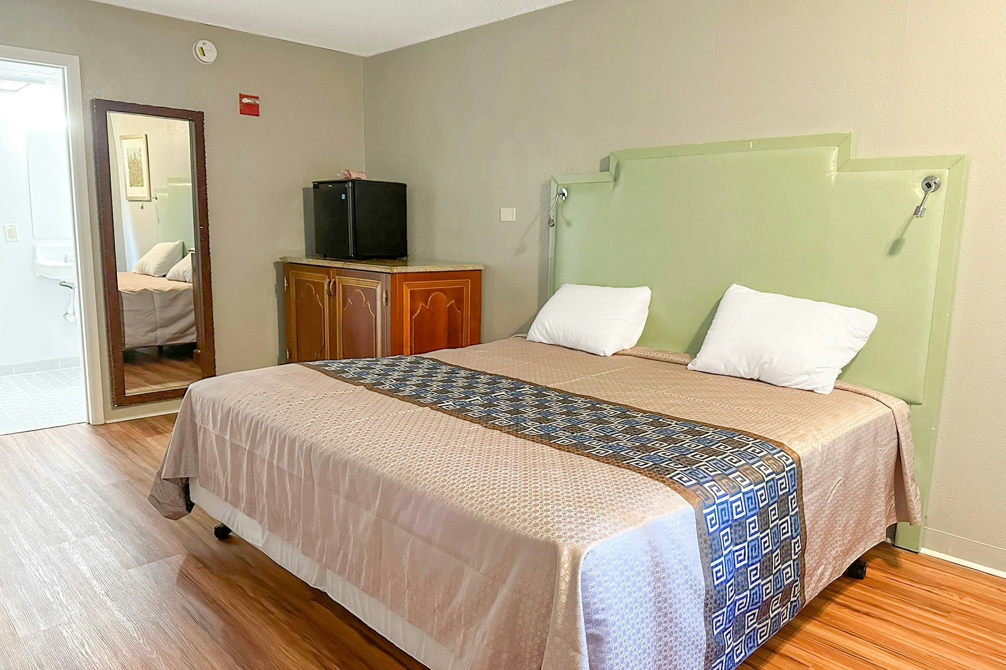 Hotel Image 12