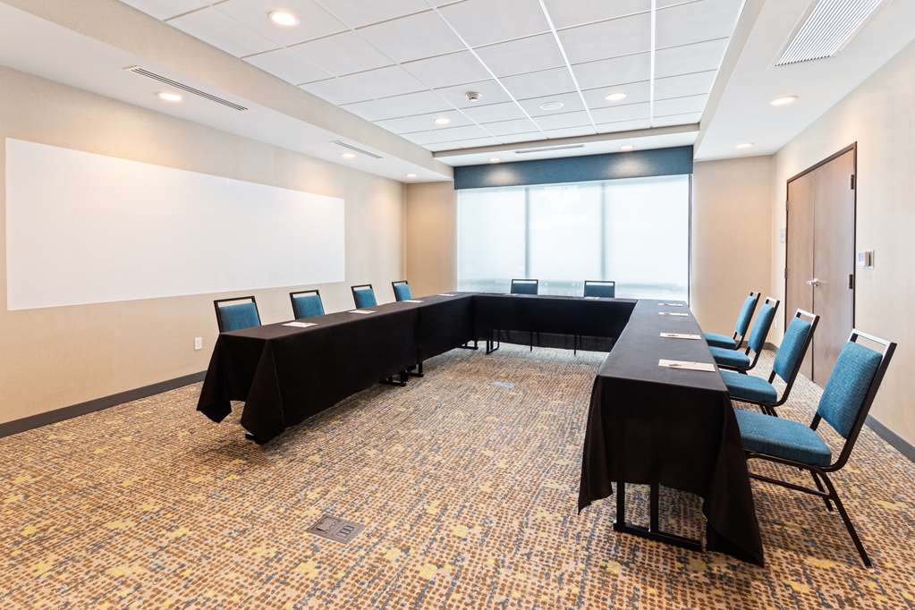  (Meeting room)