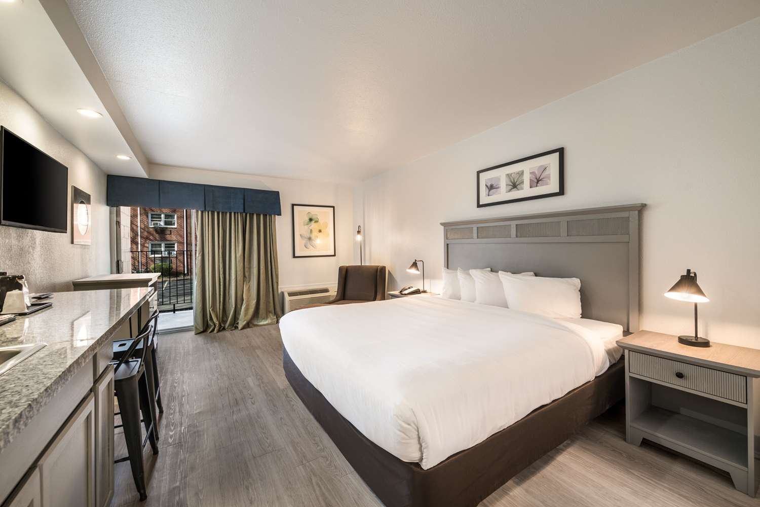 Hotel Image 1