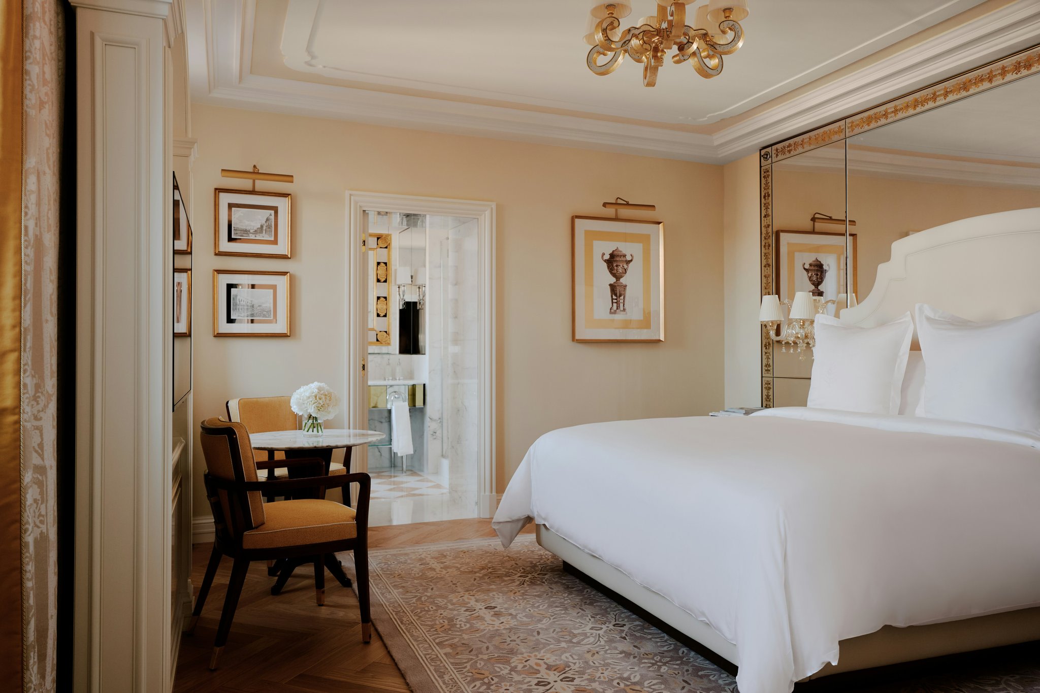 Grand Premium Room