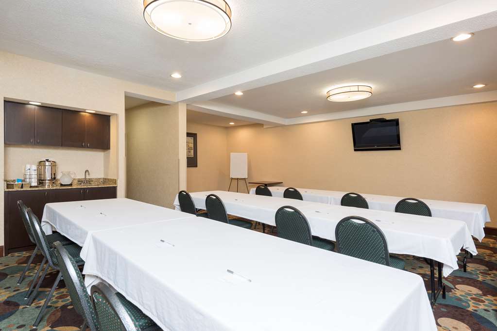  (Meeting room)