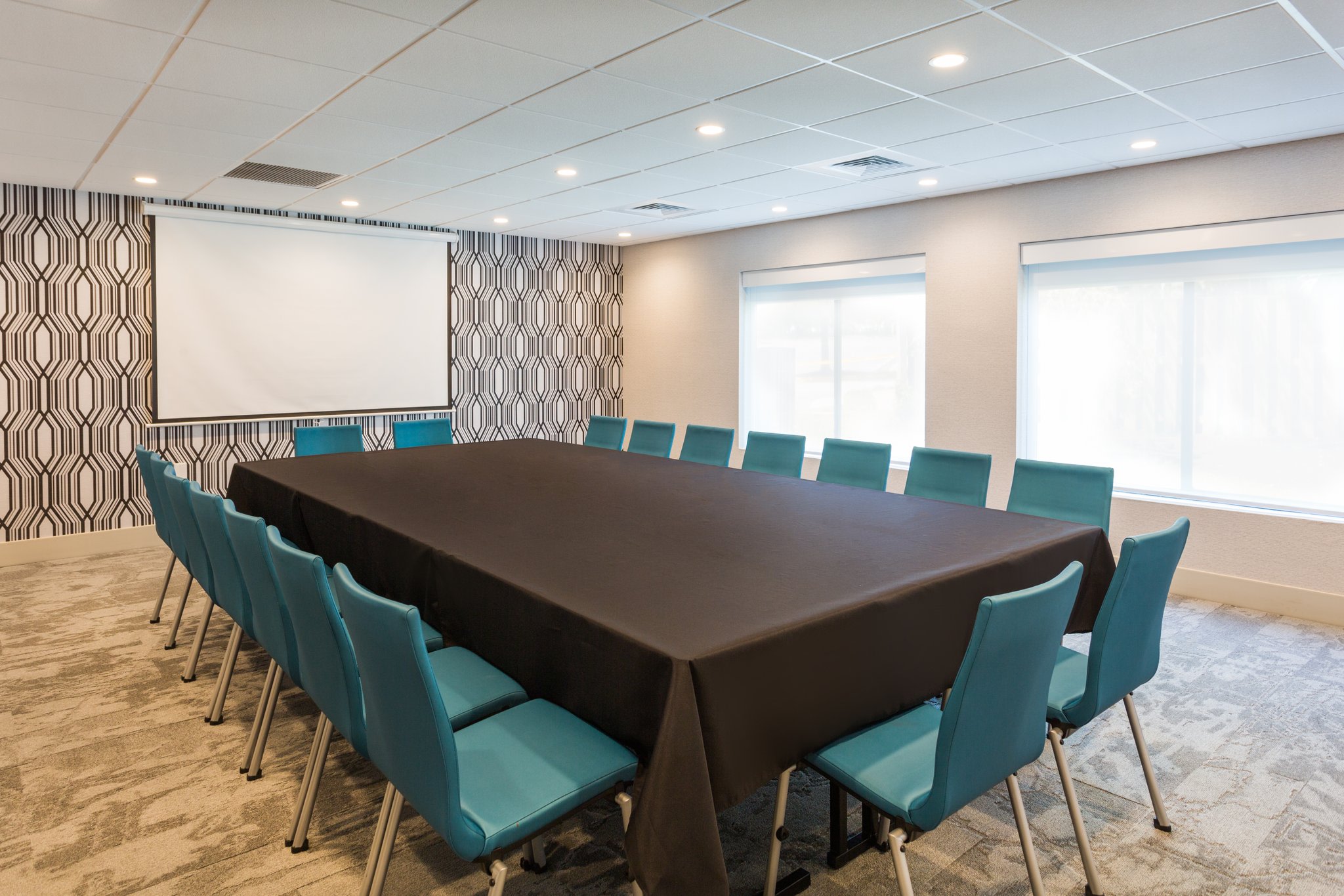  (Meeting room)