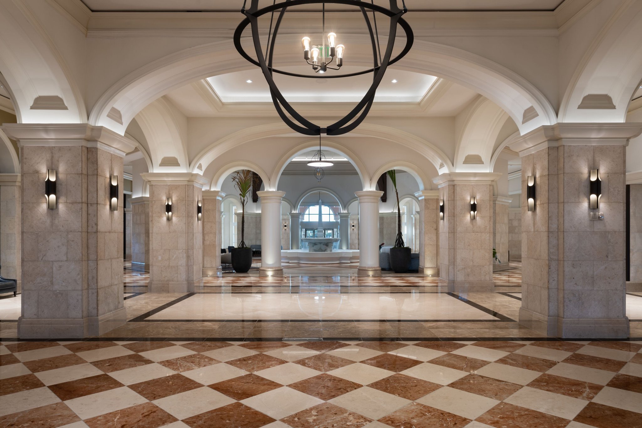  (Lobby view)