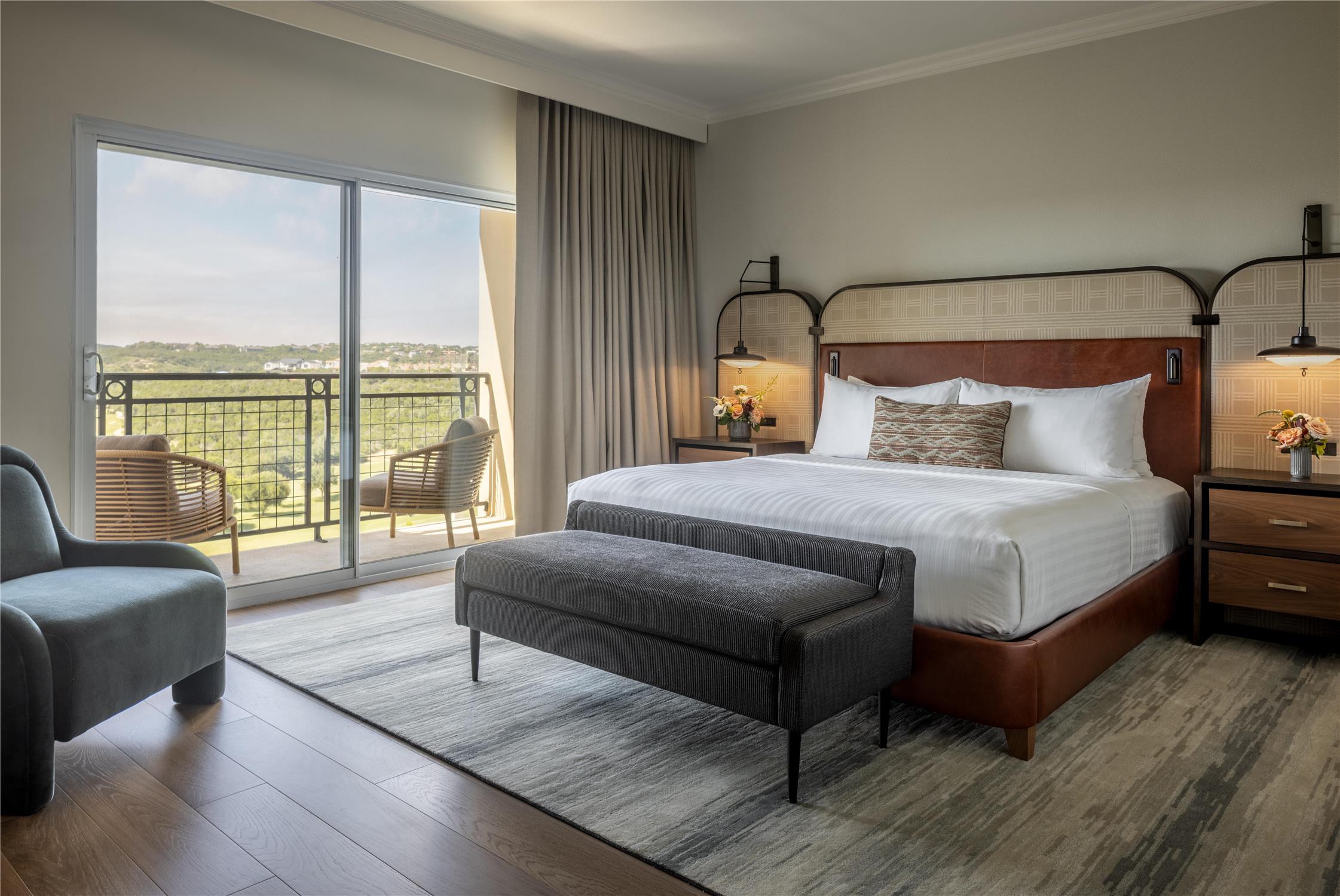 Texas 2 Bedroom King Bed Suite- Hills View