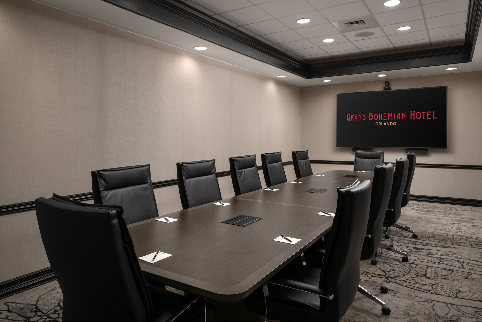  (Meeting room)