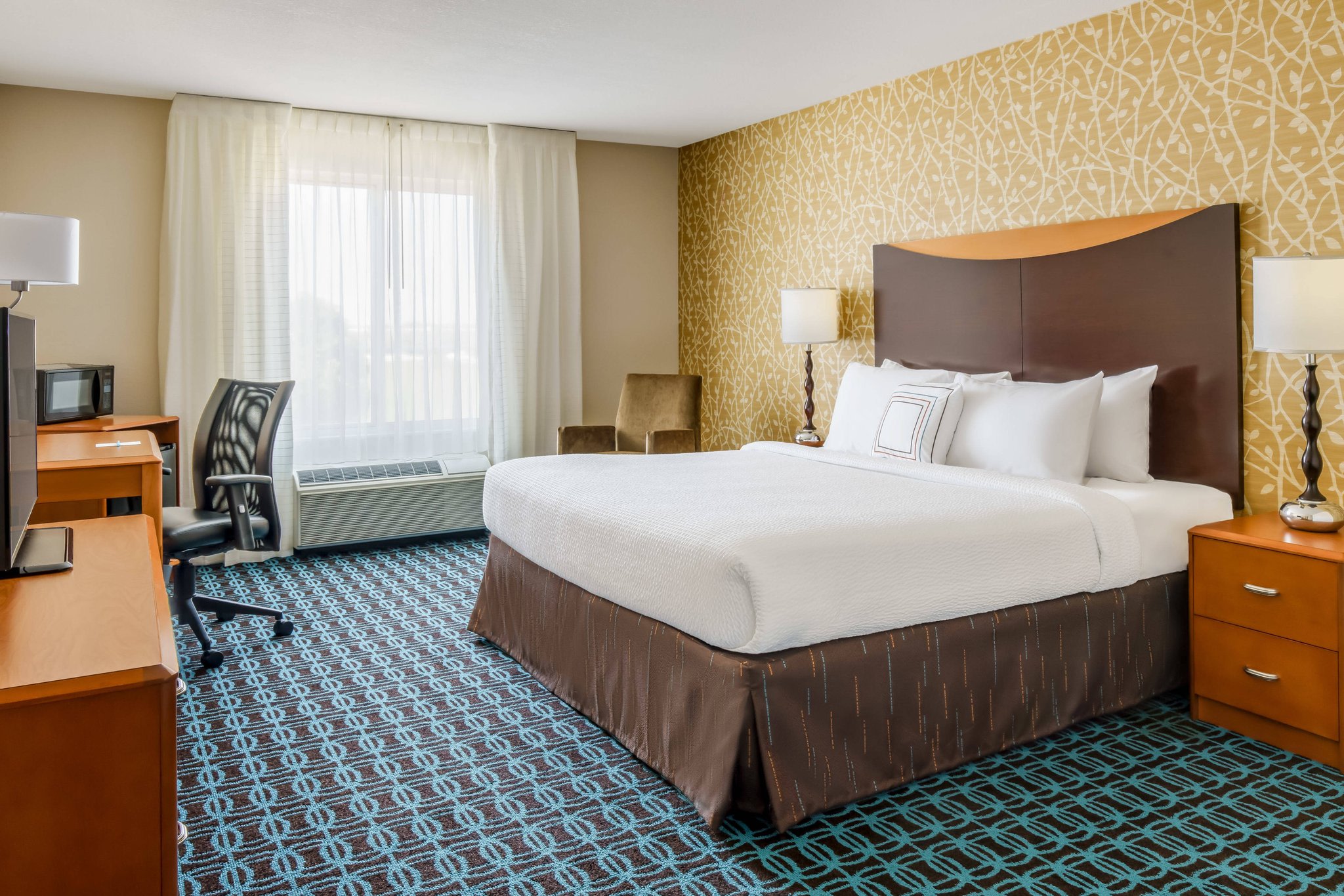  (Guest room)