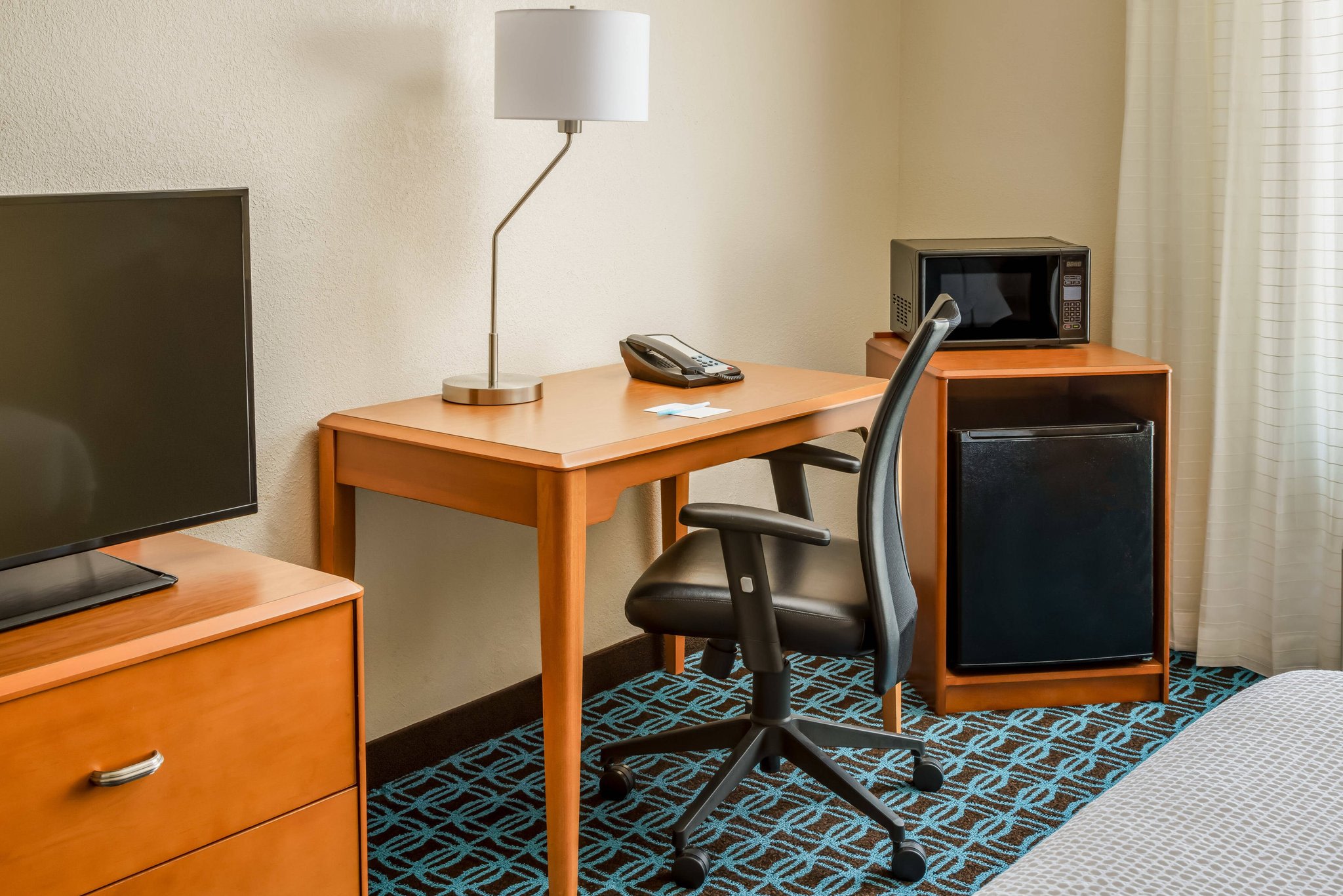  (Guest room)
