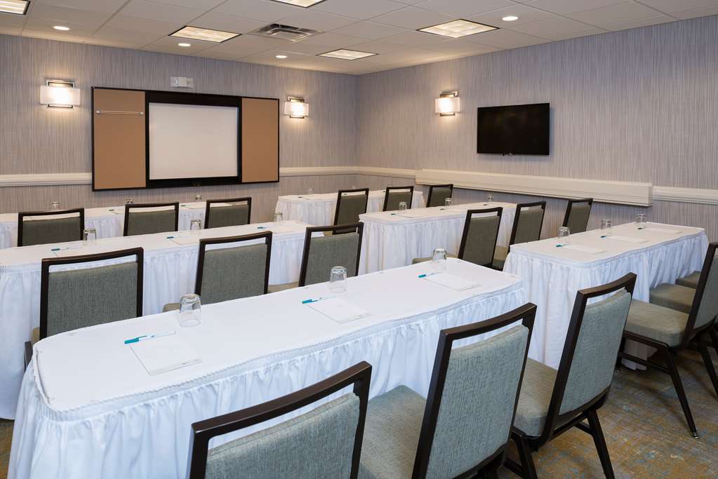  (Meeting room)