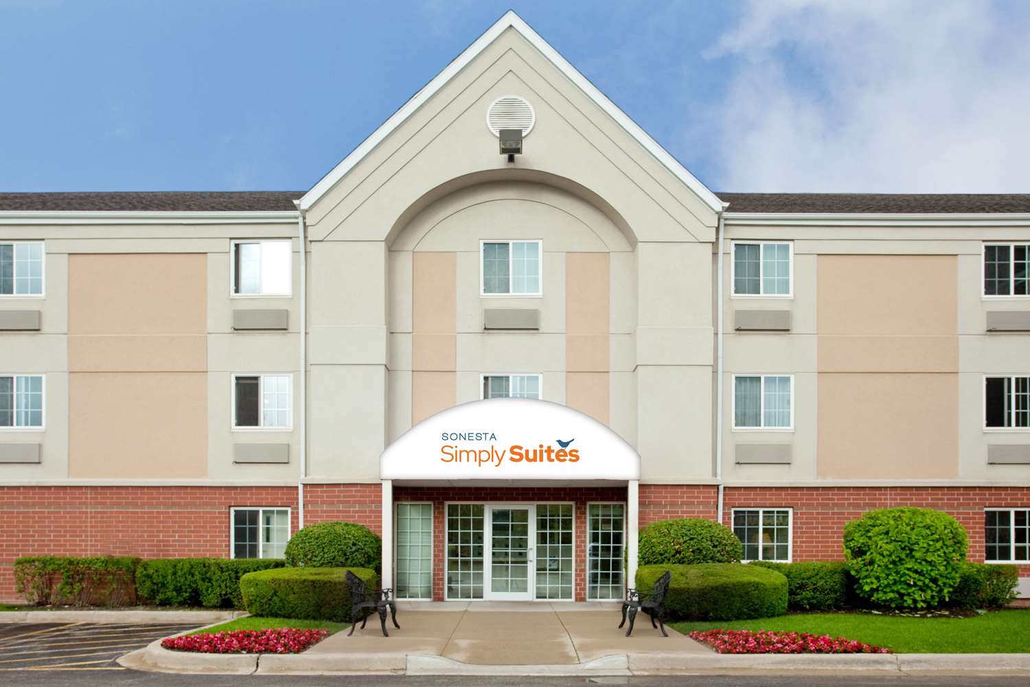 Sonesta Simply Chicago Liberty photo 1