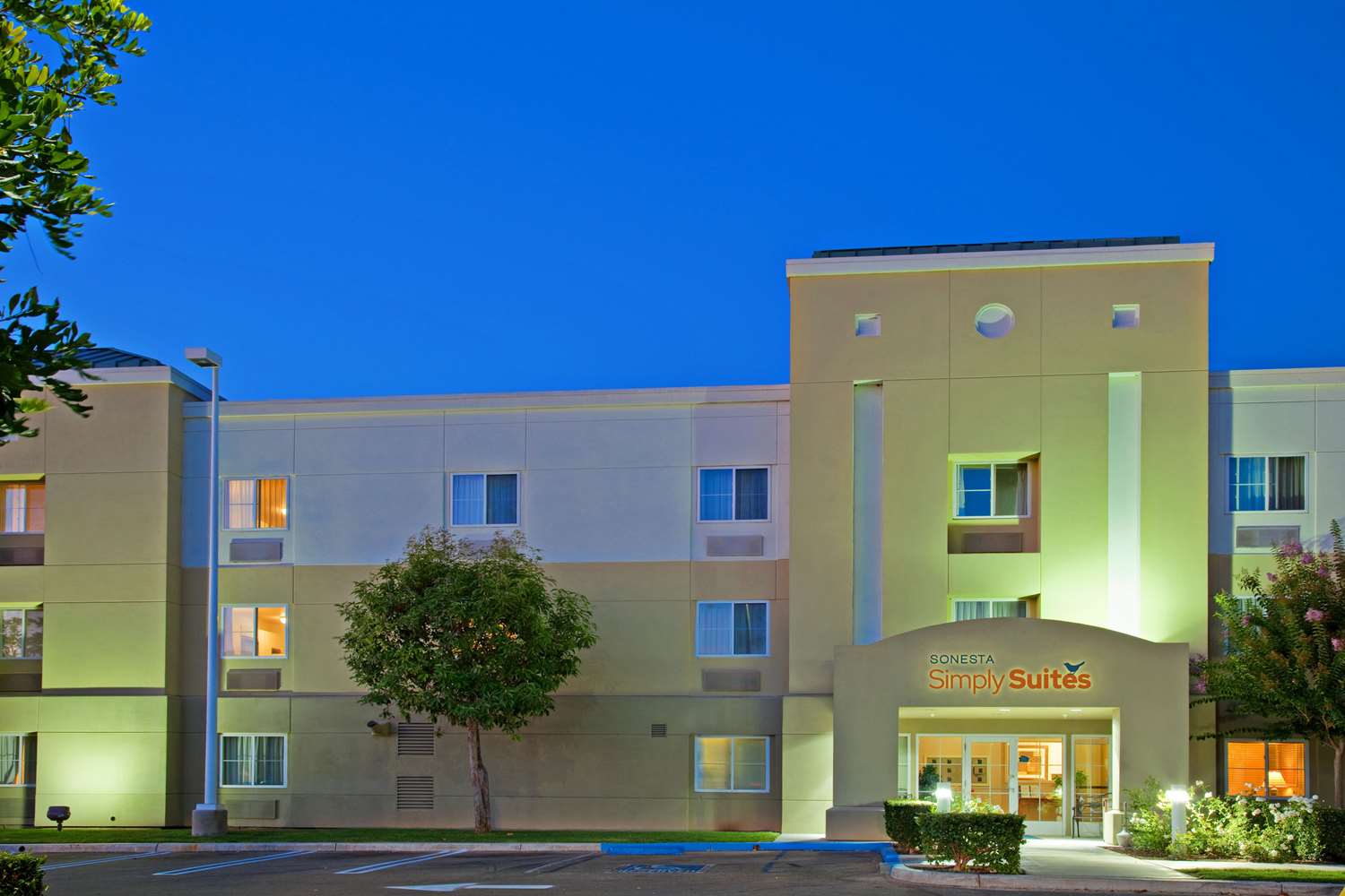 Sonesta Simply Suites Irv Spec photo 1