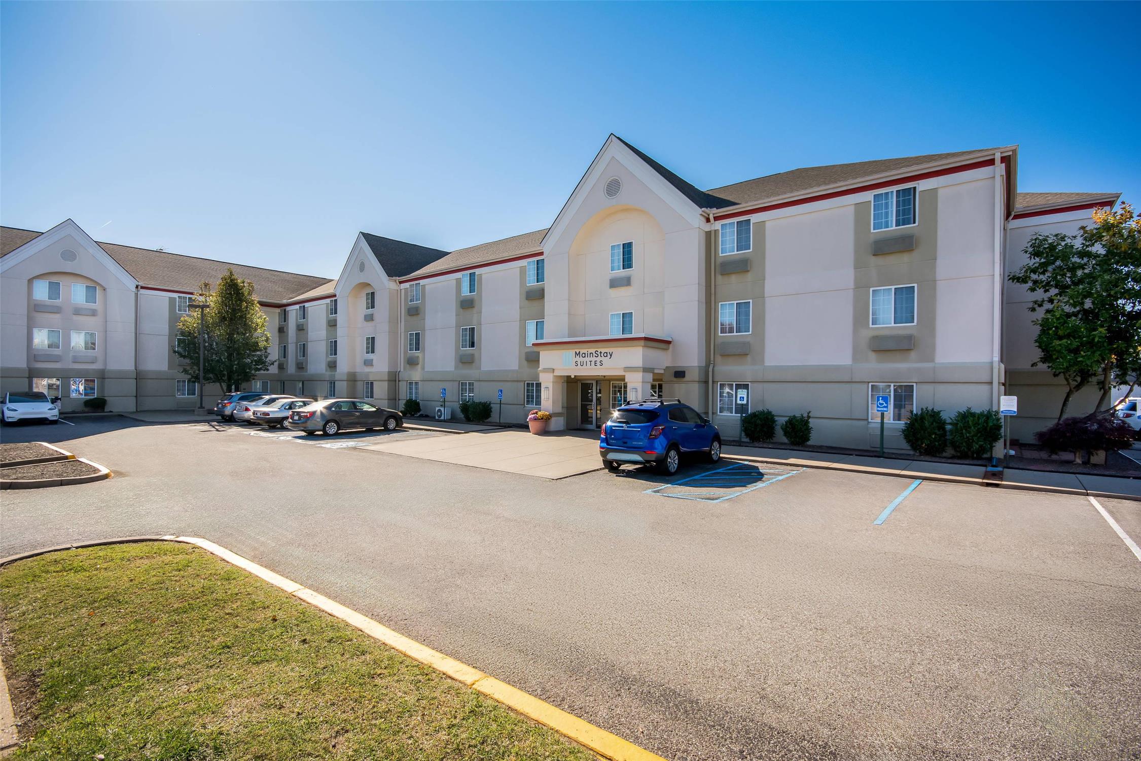 Mainstay Suites Louisville Jeffersontown photo 1
