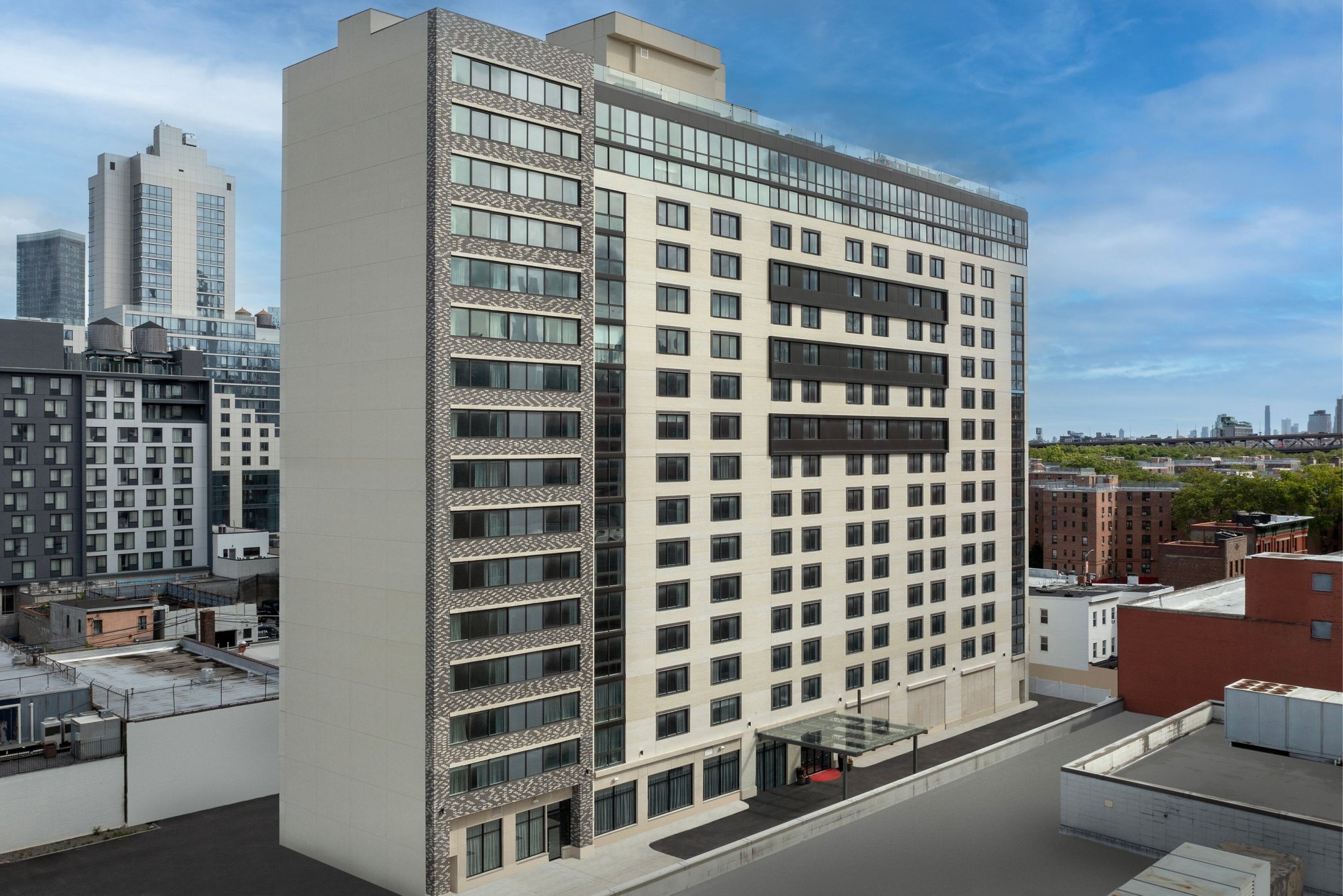 Residence Inn By Marriott New York Queens photo 1