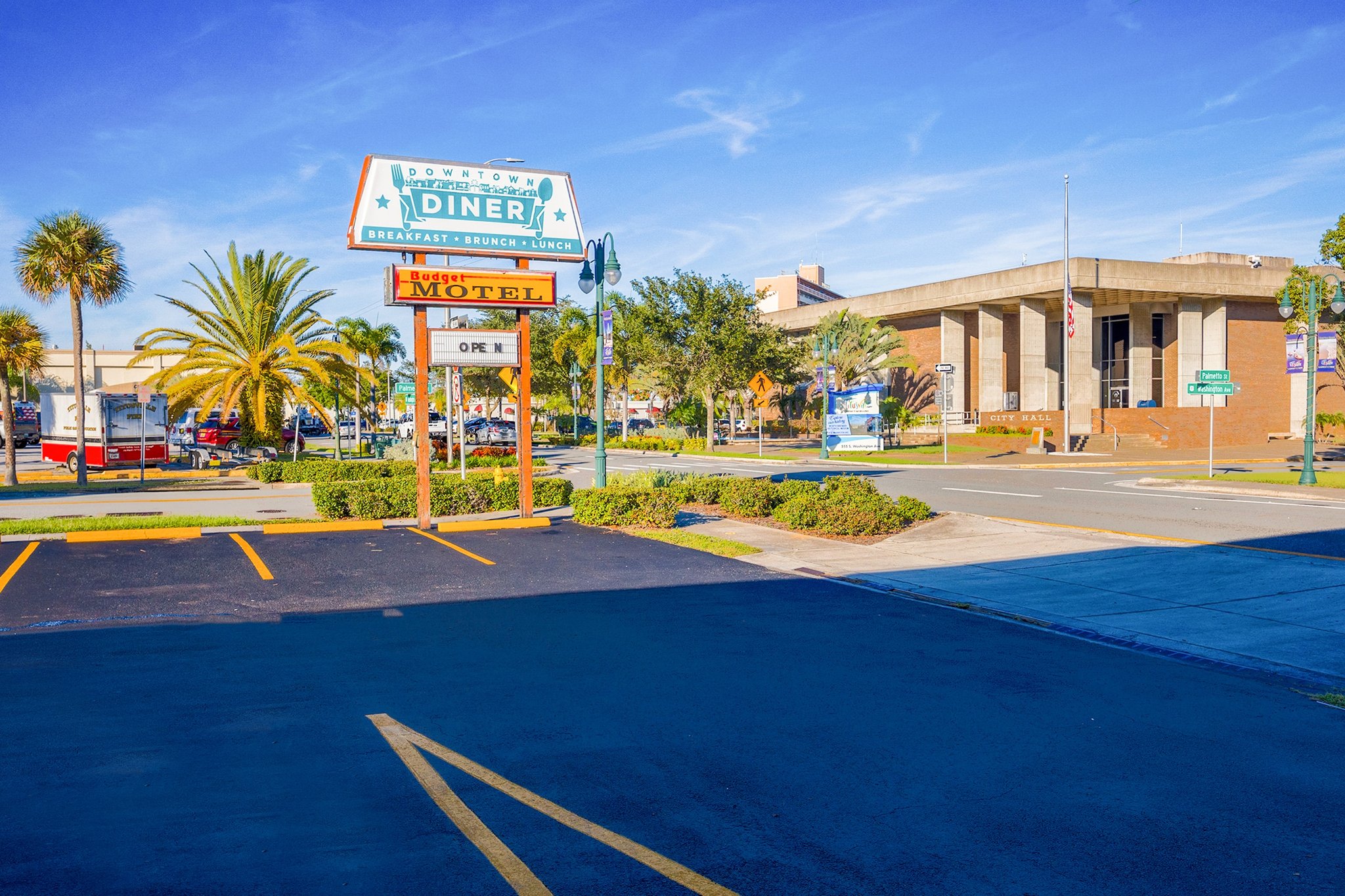 Sunrise Inn Oyo Titusville Fl photo 1