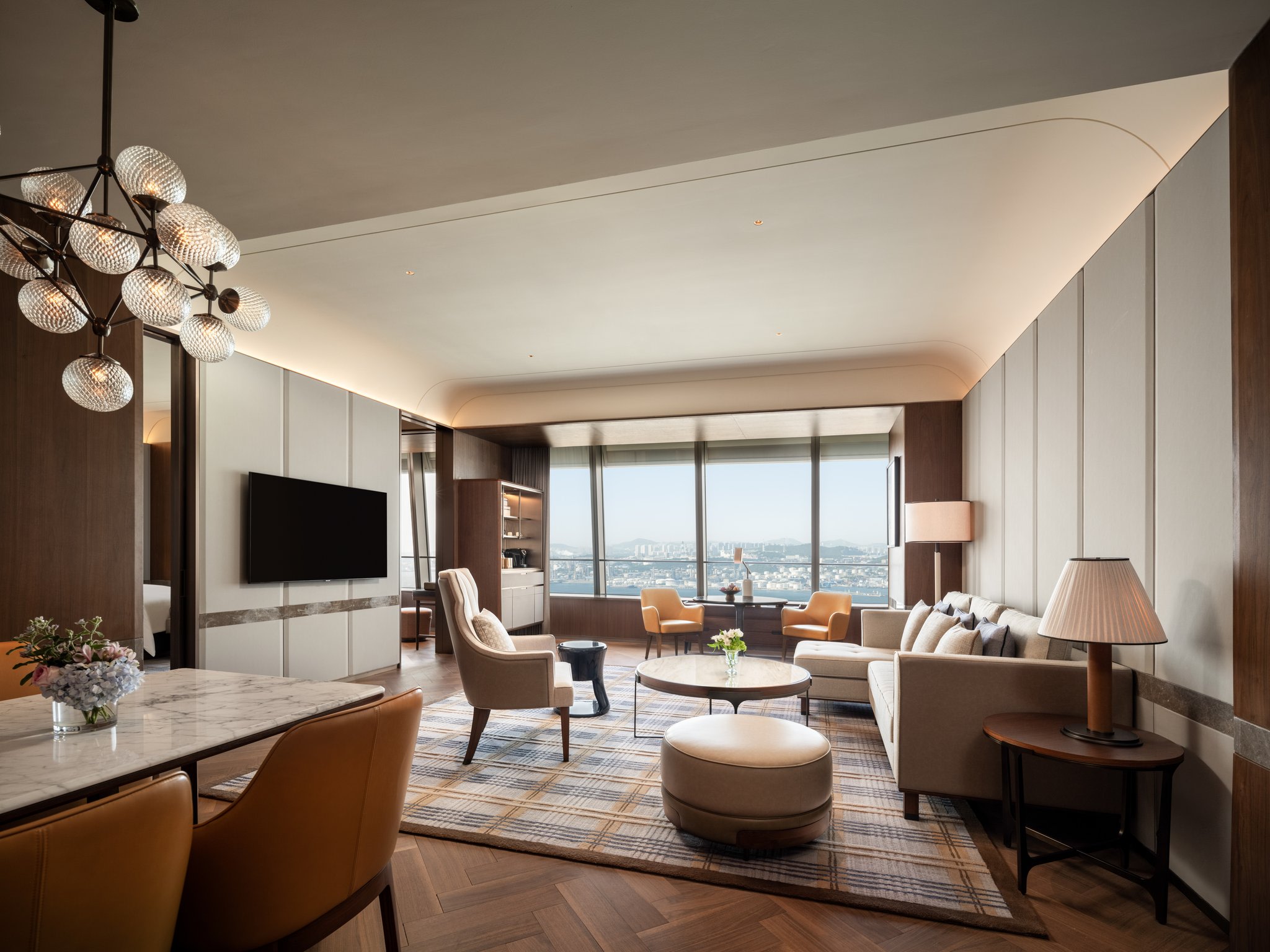 Ambassador Suite – Two Twins