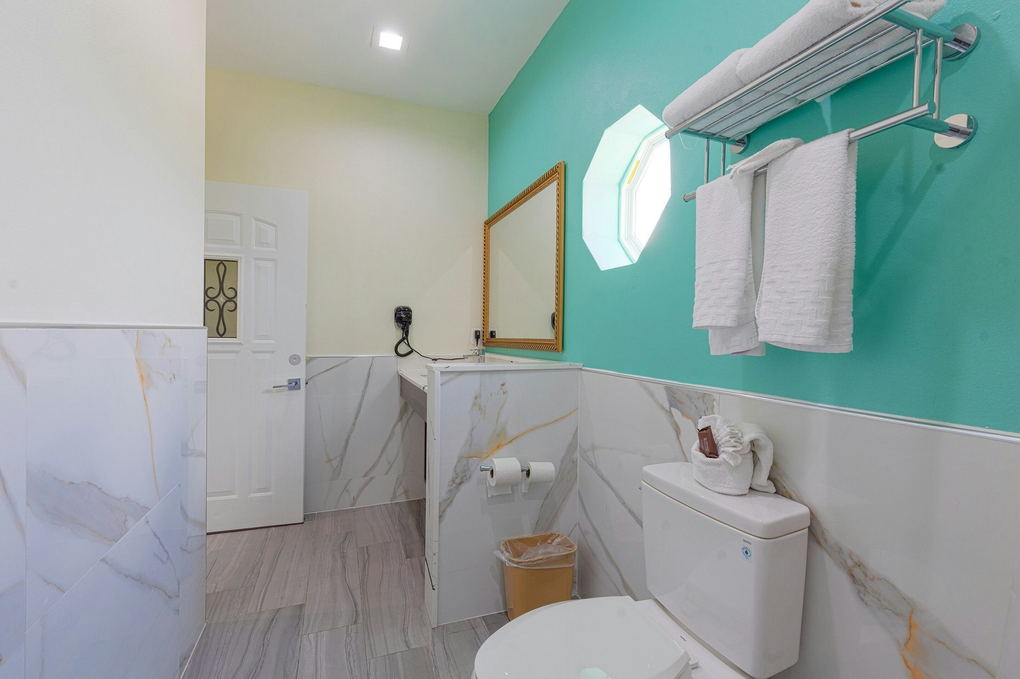 Hotel Image 6
