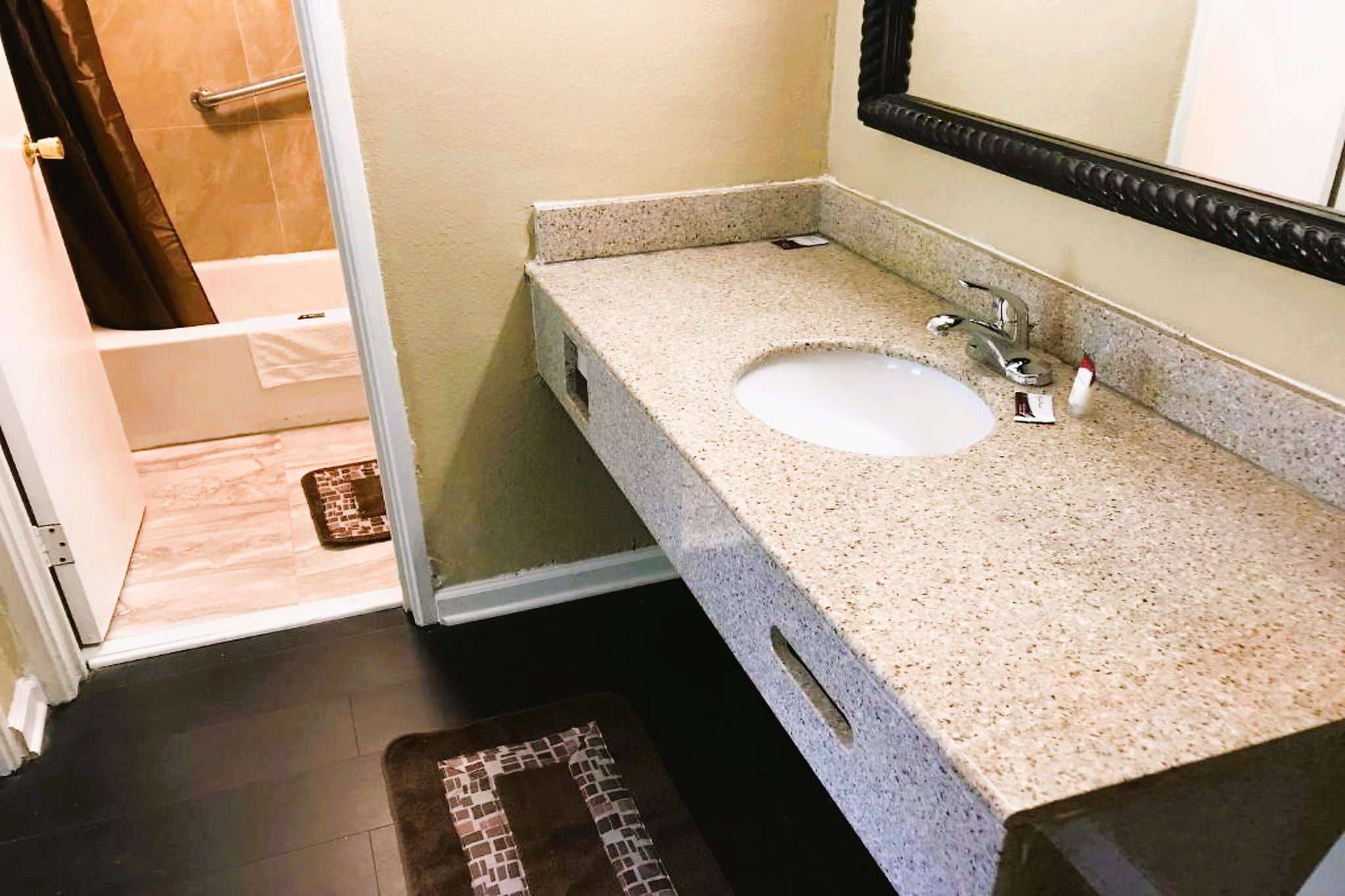 Hotel Image 7