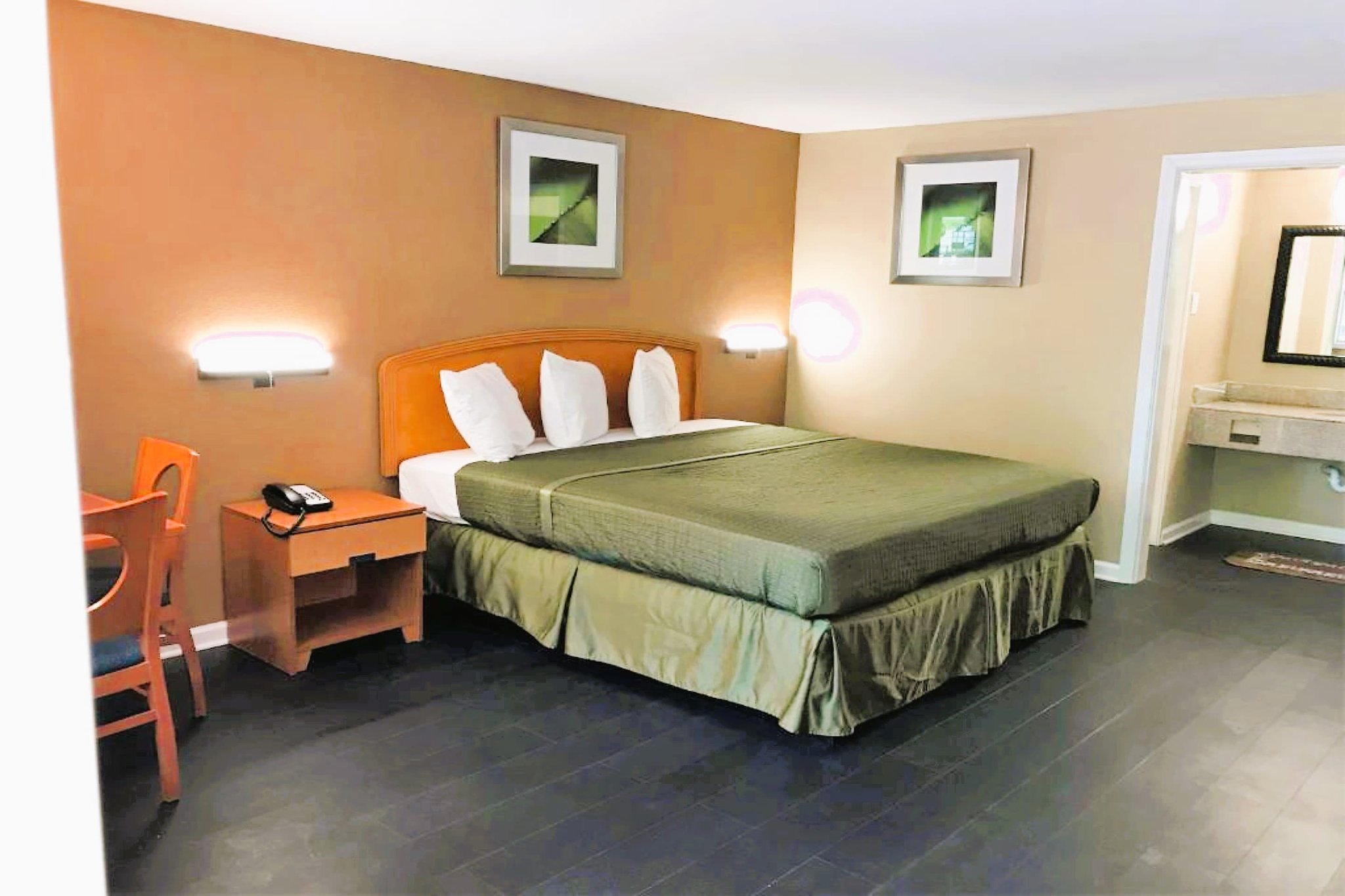 Hotel Image 4