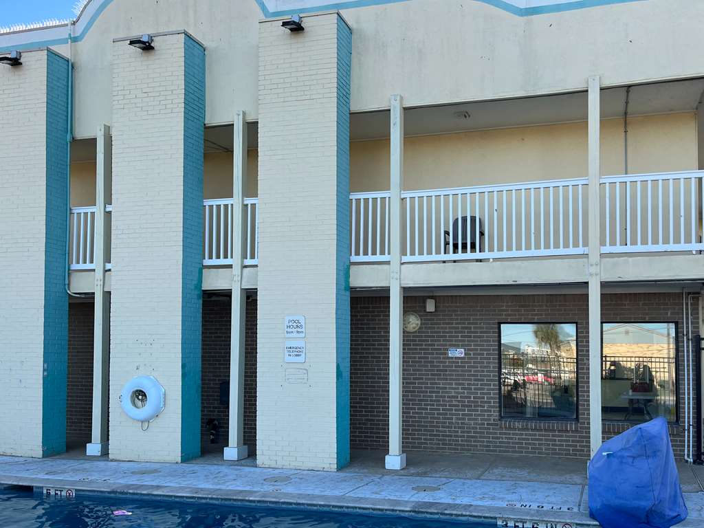 Motel 6 Galveston Tx Beach/seawall photo 1
