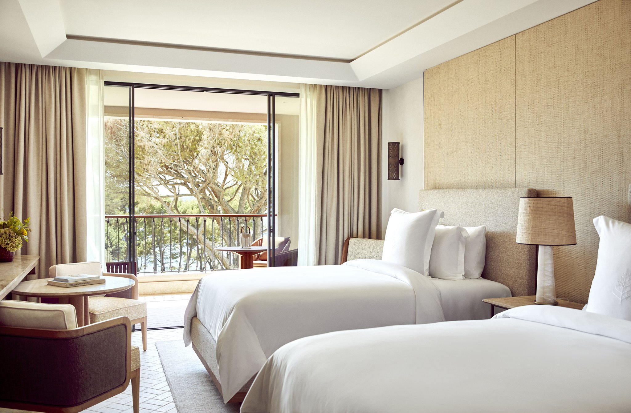 Pine-View Room – Two Doubles
